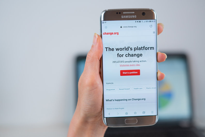 Image of change.org website on a smartphone