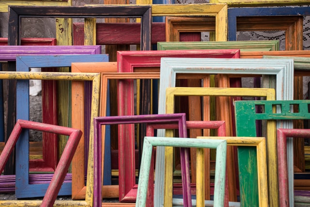 image of a empty picture frames