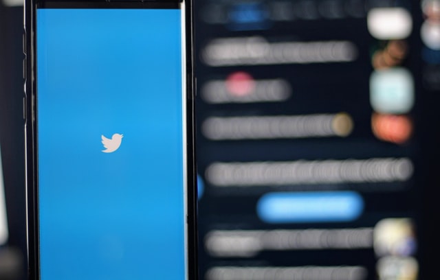 image of twitter on smartphone