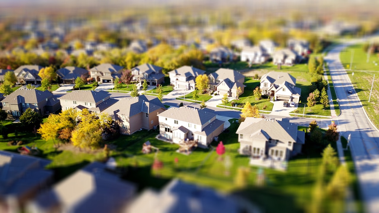Image of houses.