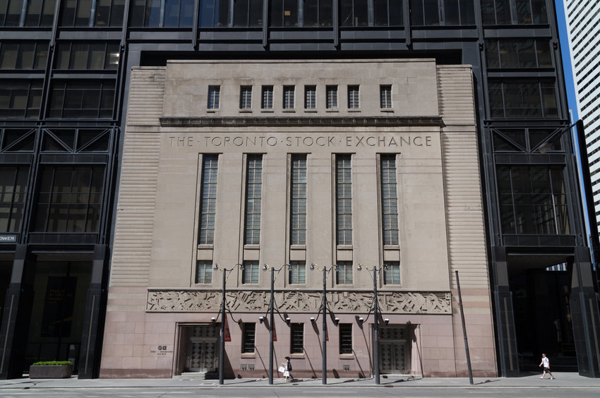 The outside of the Toronto Design Exchange building located in the historic Stock Exchange building