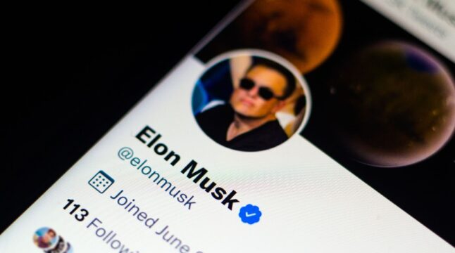 Musk Writes to Twitter Advertisers Day Before Court-Ordered Deadline