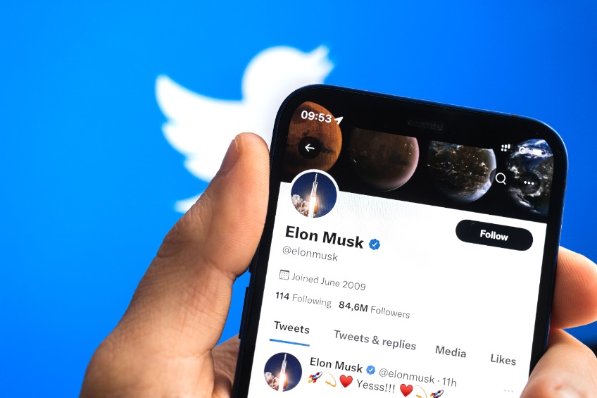 Elon Musk Twitter profile and social media background
