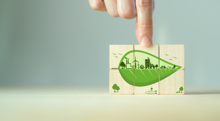 Zero emisson, ecological and net zero concept