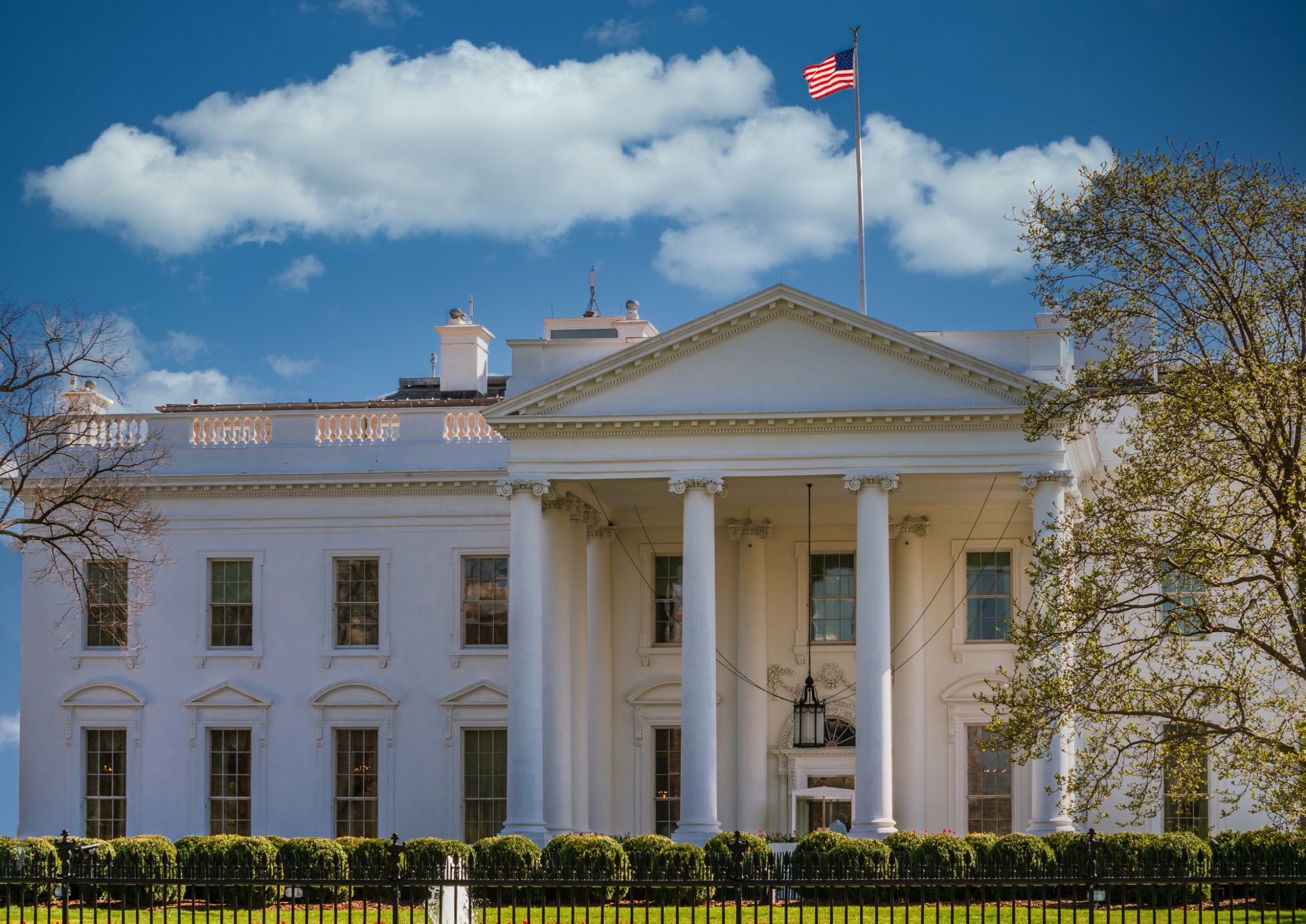 The White House in Washington on a sunny day