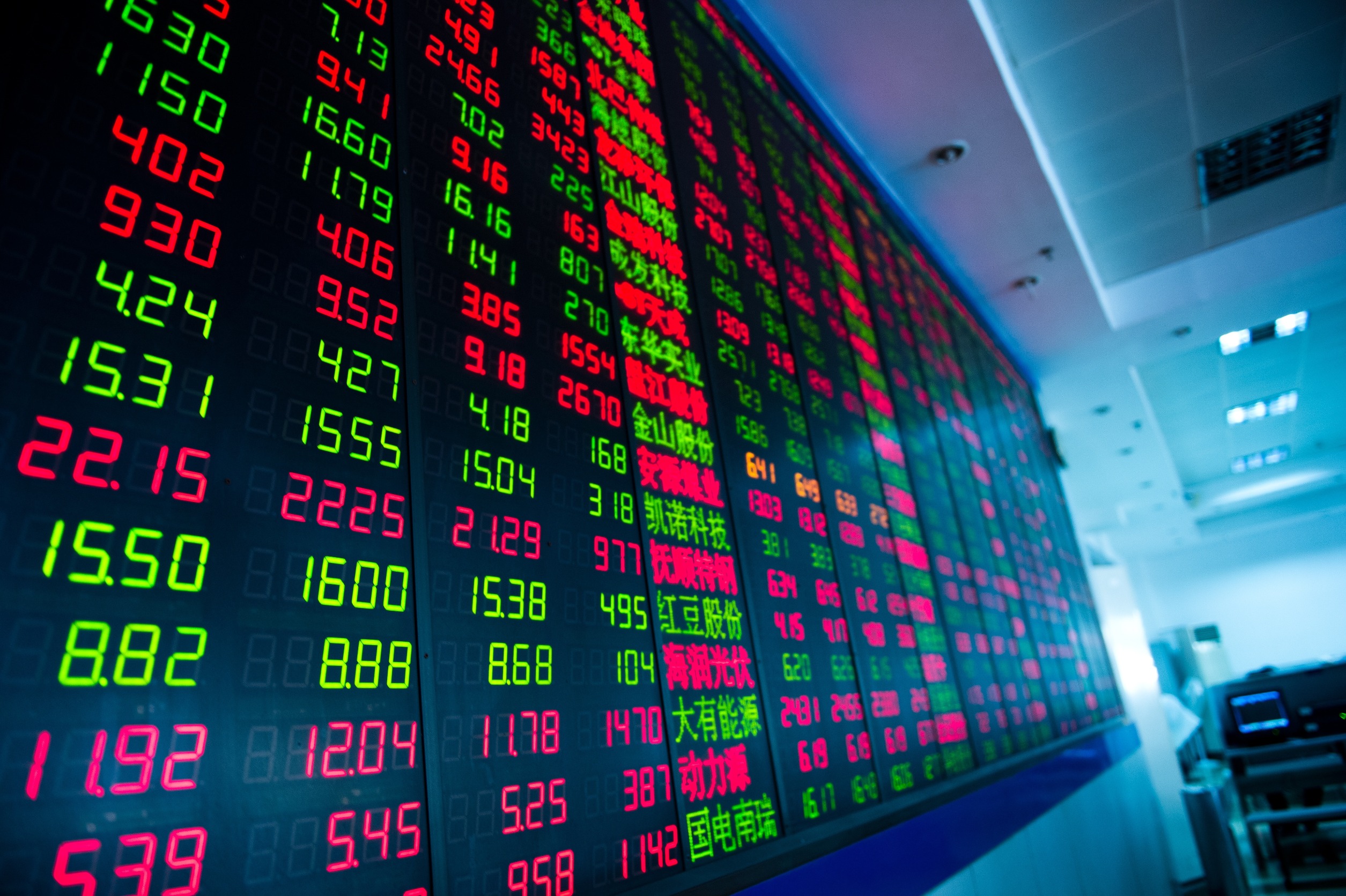 China's Securities Regulator Takes Steps to Improve the Market, But Investors Weary