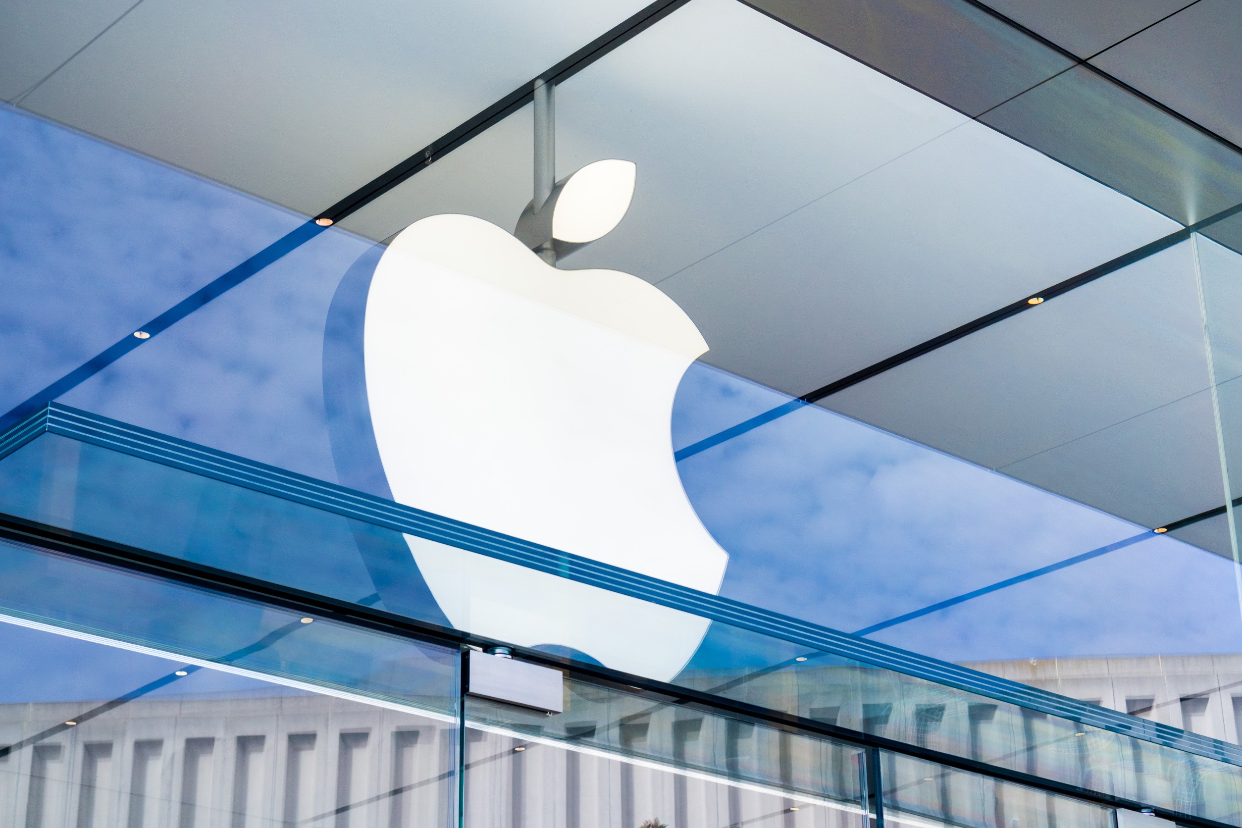 Is Apple Near its Peak Valuation?