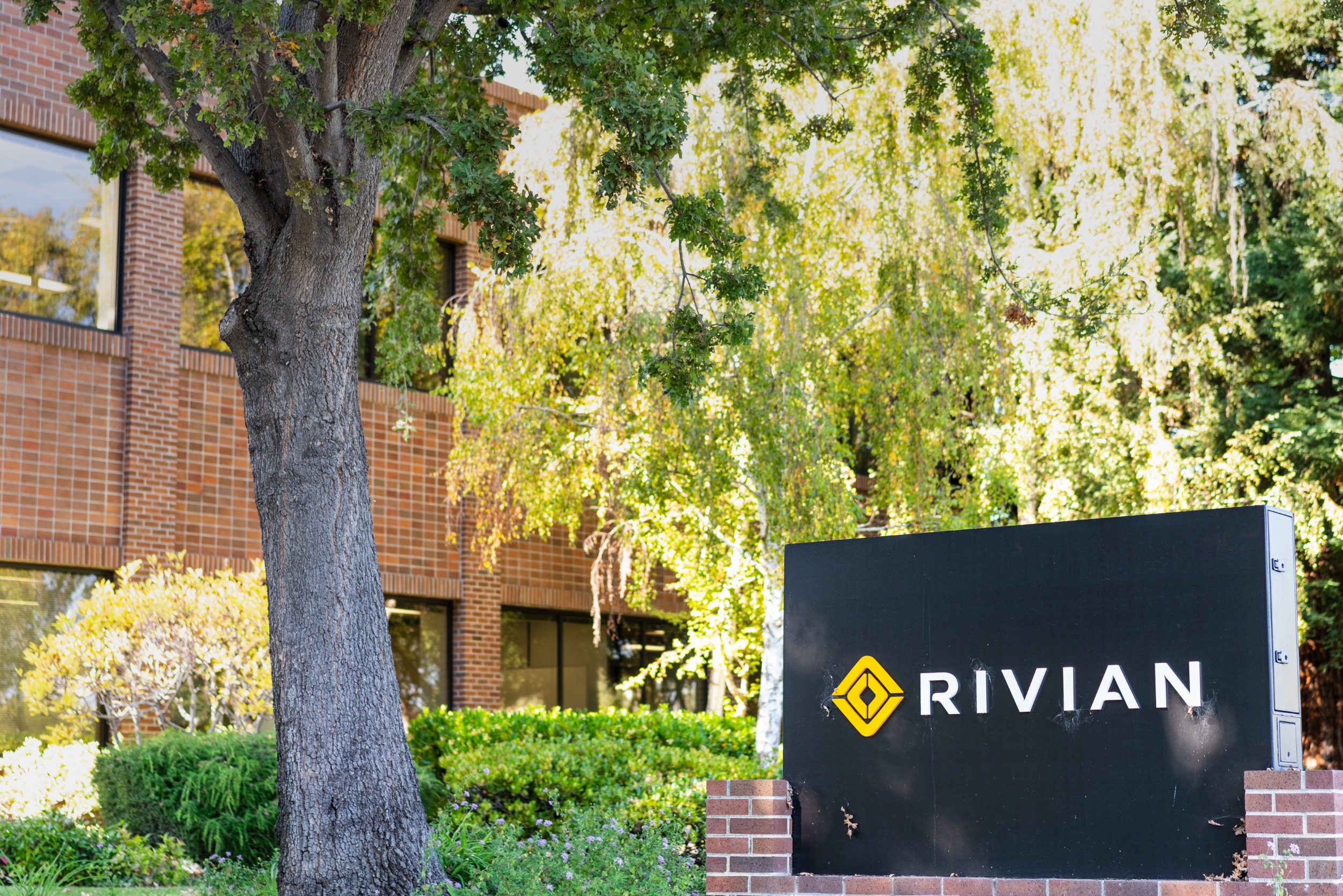 Rivian Down 9% as EV Maker Announces $1.5B Convertible Bond Sale