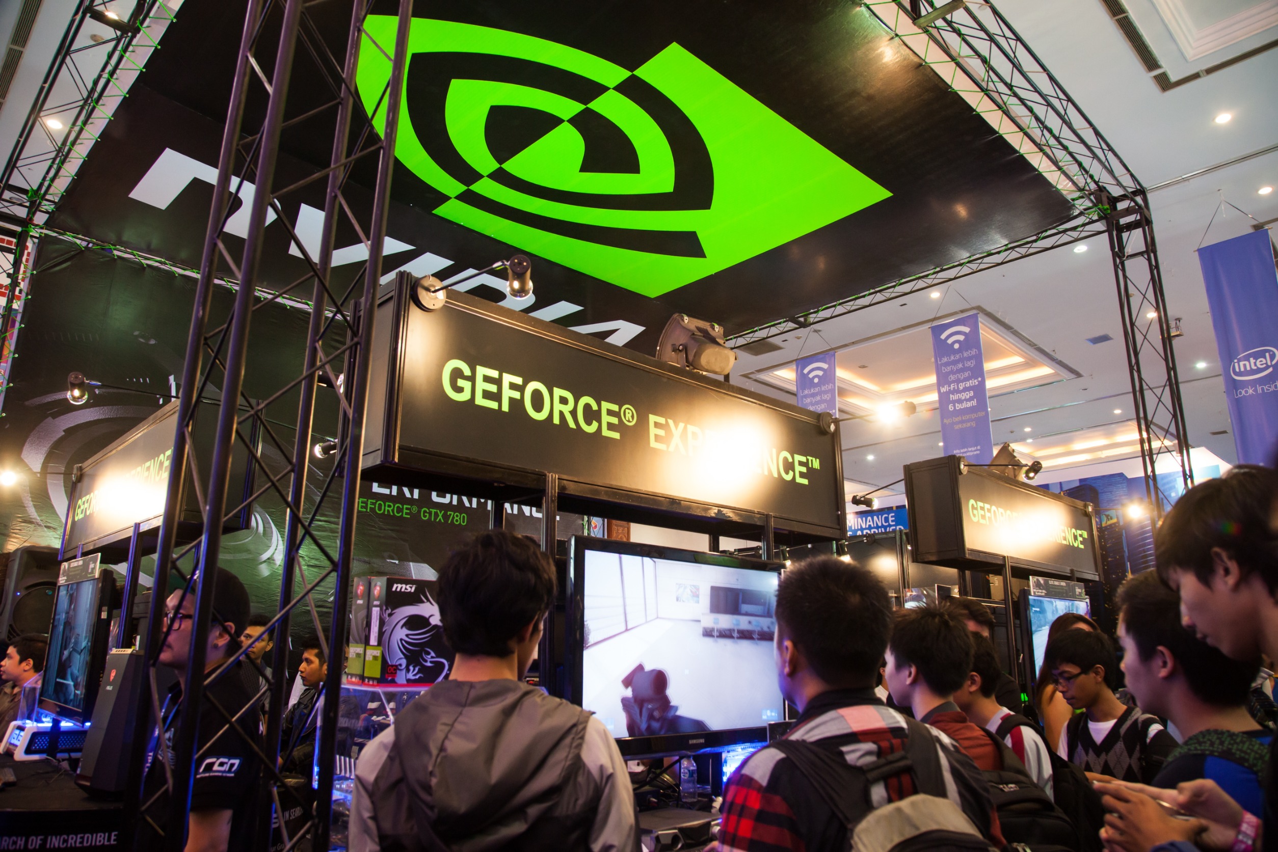 Nvidia PT Raised by JPM, Goldman Sachs After Firm Beats Expectations in Q3