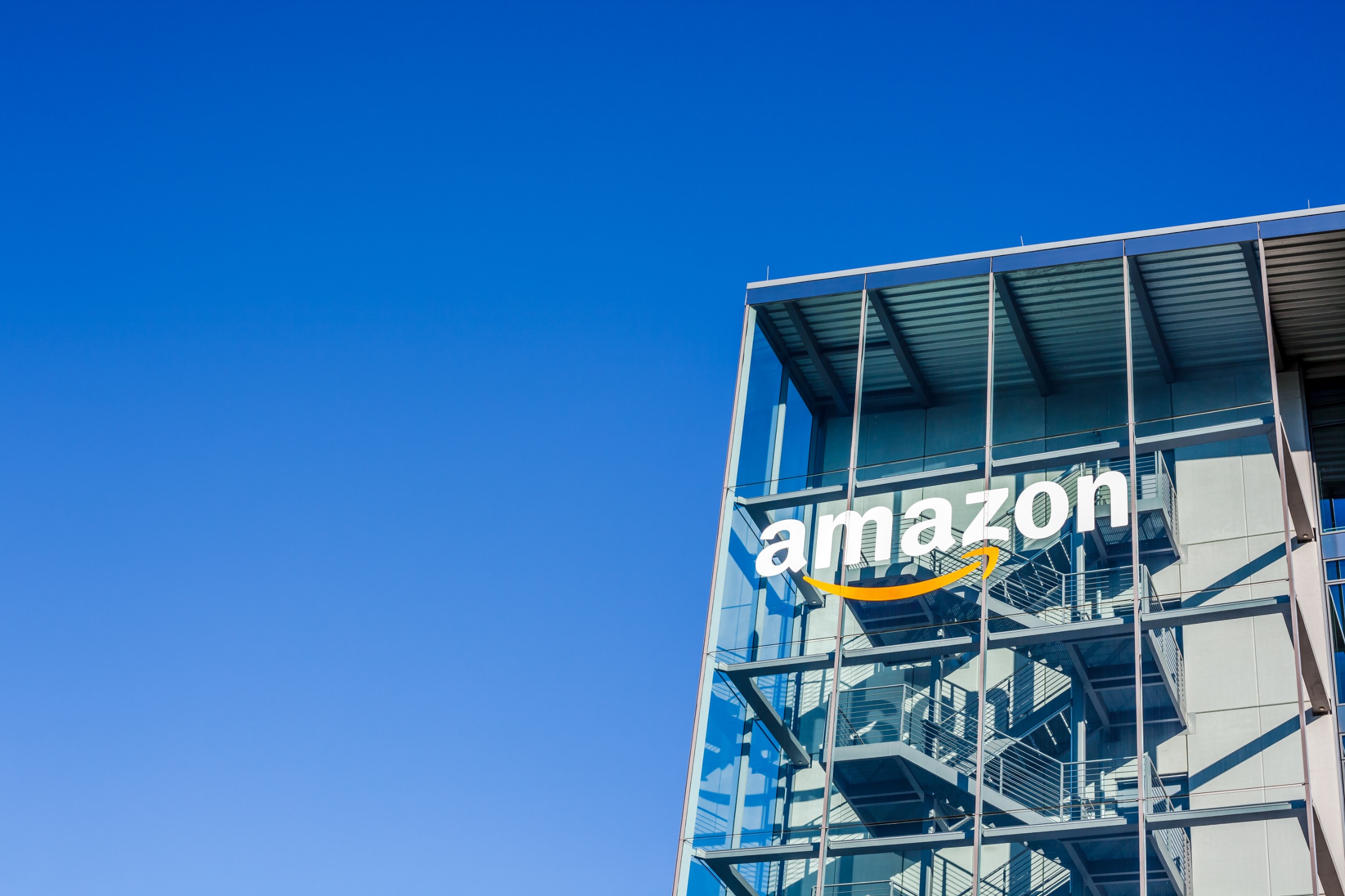 Which Trillion Dollar Marketcap Stocks Can Come Back Big in 2024?