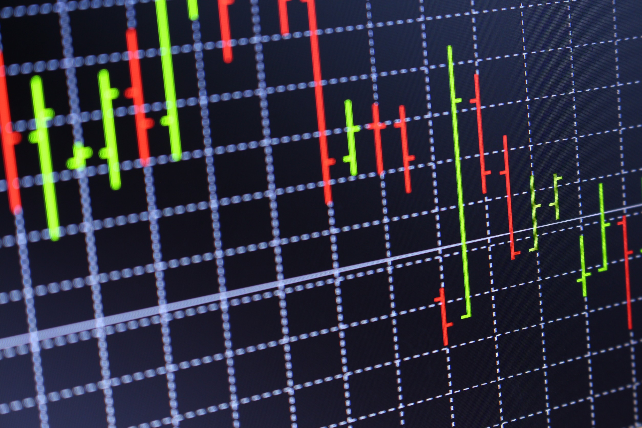 Apogee Enterprises Surges in EPS to $1.23, Q3 Revenue Miss