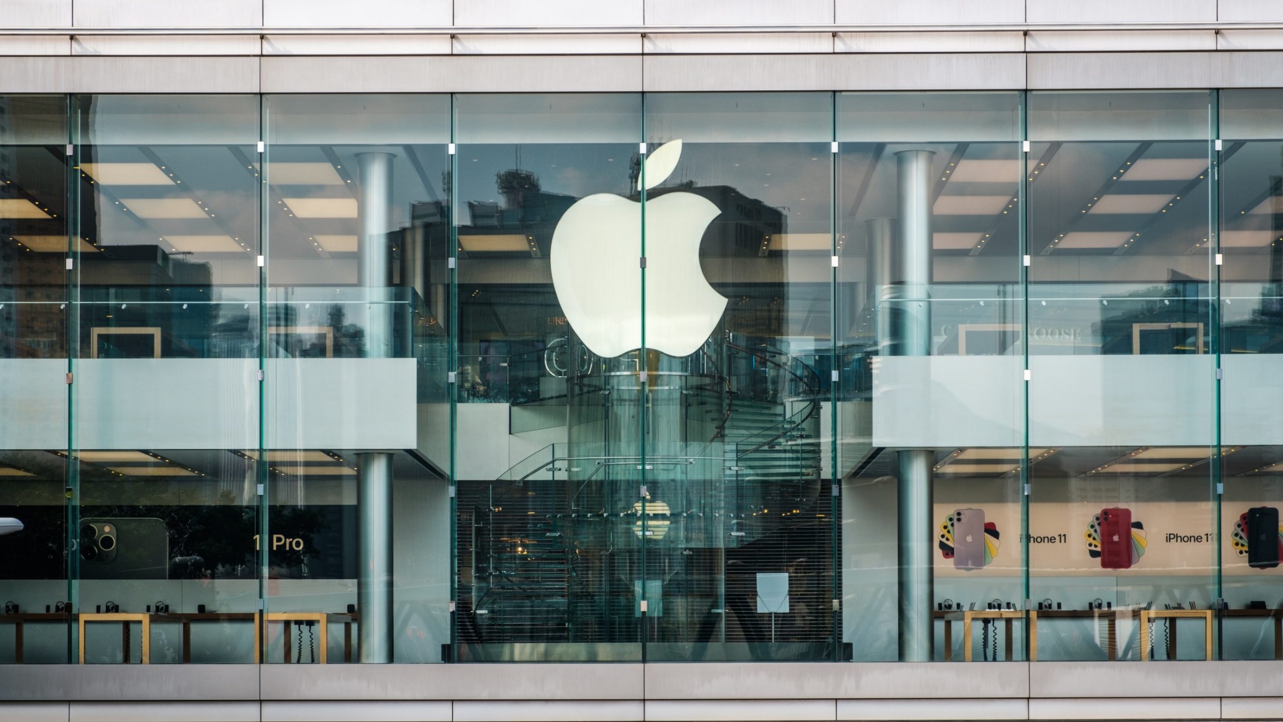 Apple Dips After Barclays Downgrades Stock on Fading iPhone Demand