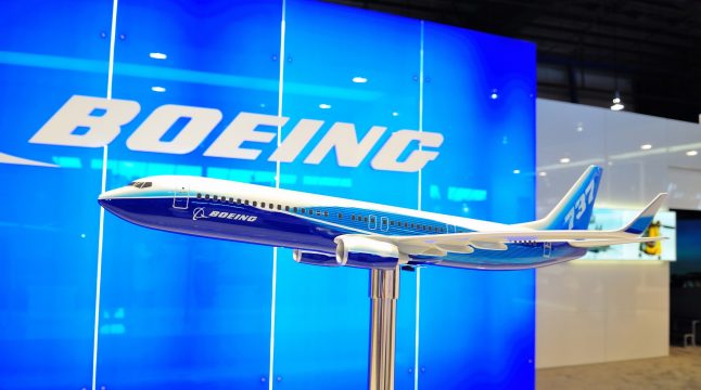 Boeing, United Airlines Dip Premarket as US Grounds 737 Max Jets