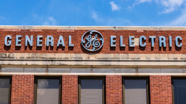 General Electric (GE) Outperforms in Q4 with $1.03 EPS and $19.4B Revenue