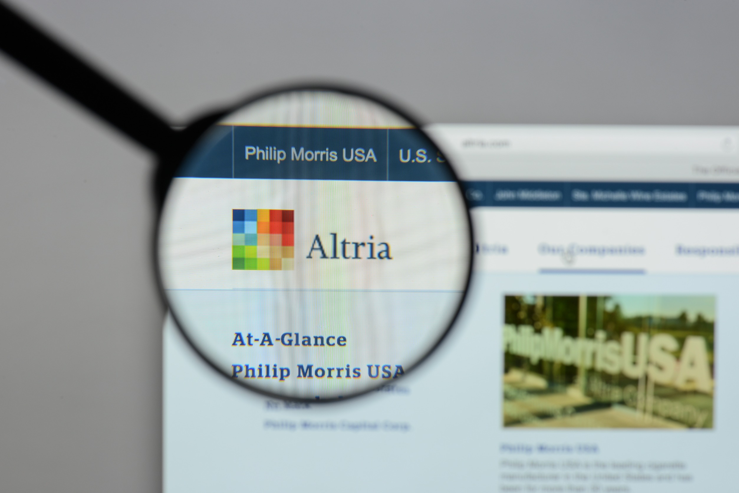 Altria Group Inc. Meets Analyst Expectations with $1.18 Adjusted EPS in Q4 Amid Revenue Decline to $5.975 Billion