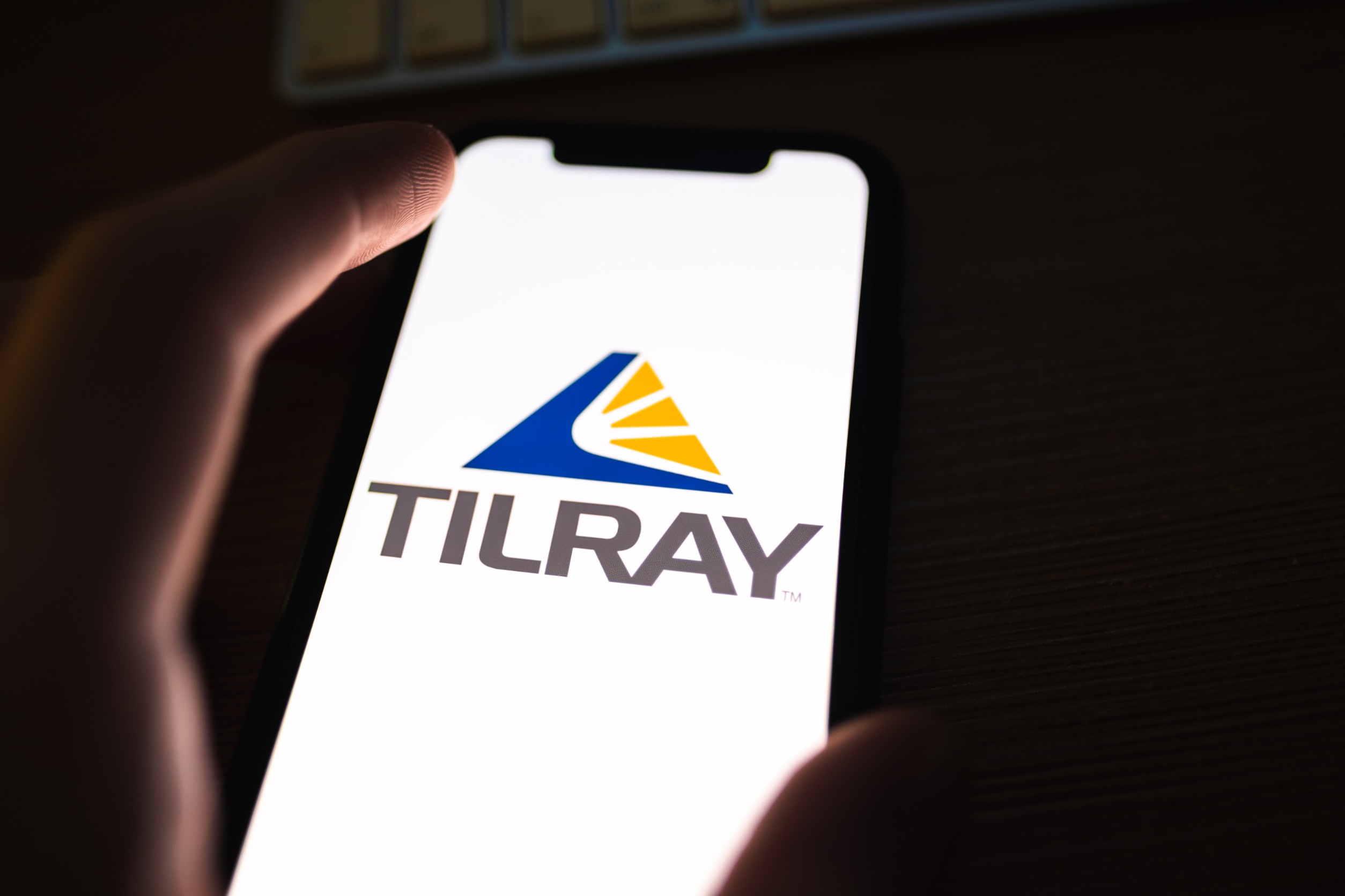 Tilray Brands, Inc (TLRY): -$0.12 EPS in Q3 Misses Expectations by $0.07