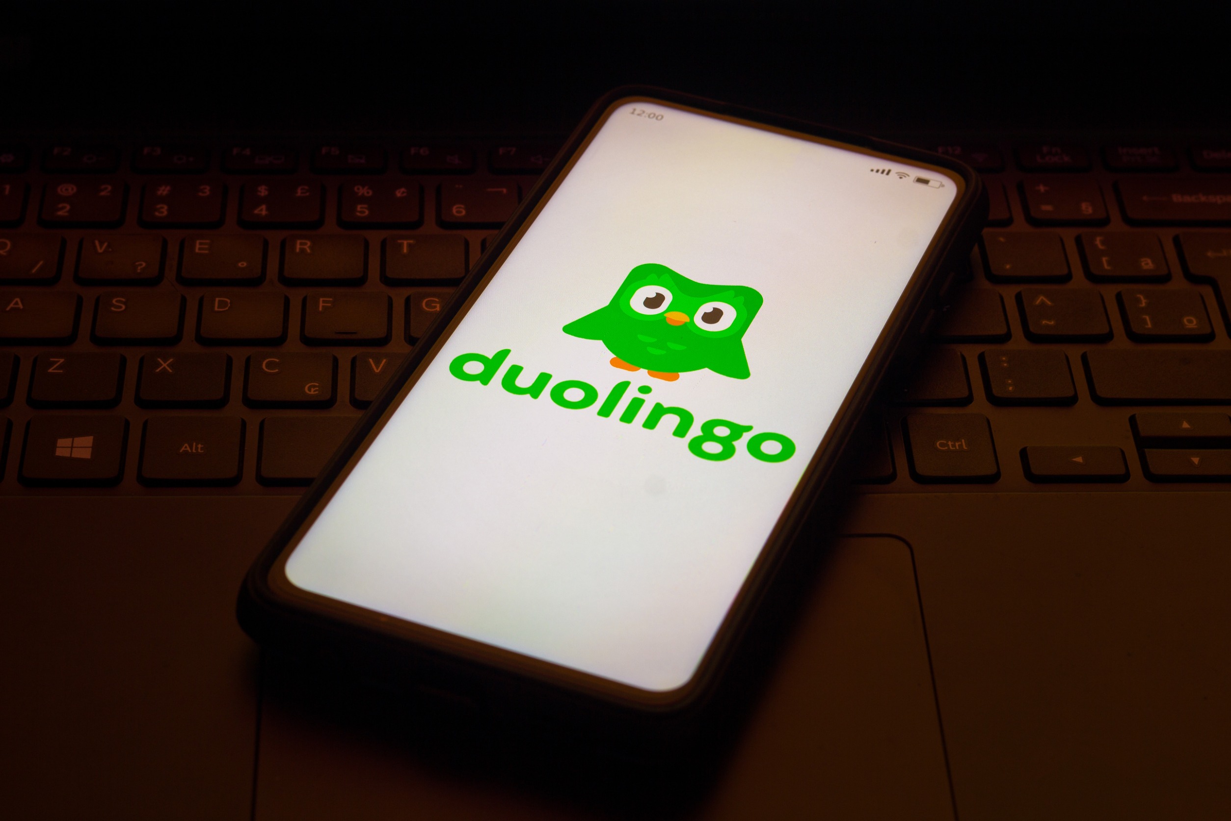 Duolingo's Shares Leap Over 20% After Smashing Q4 Expectations with $151 Million Revenue
