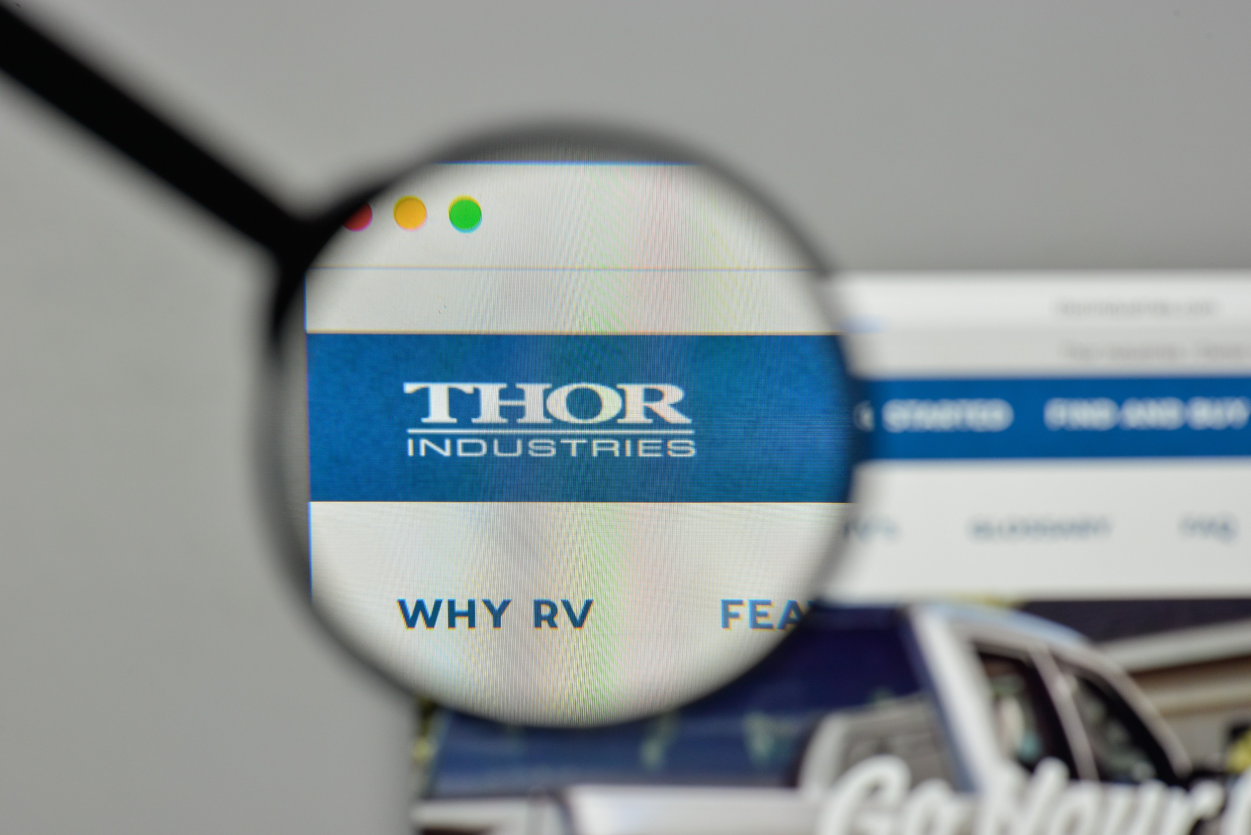 THOR Industries Adjusts 2024 Guidance, Projects EPS Between $5.00 and $5.50