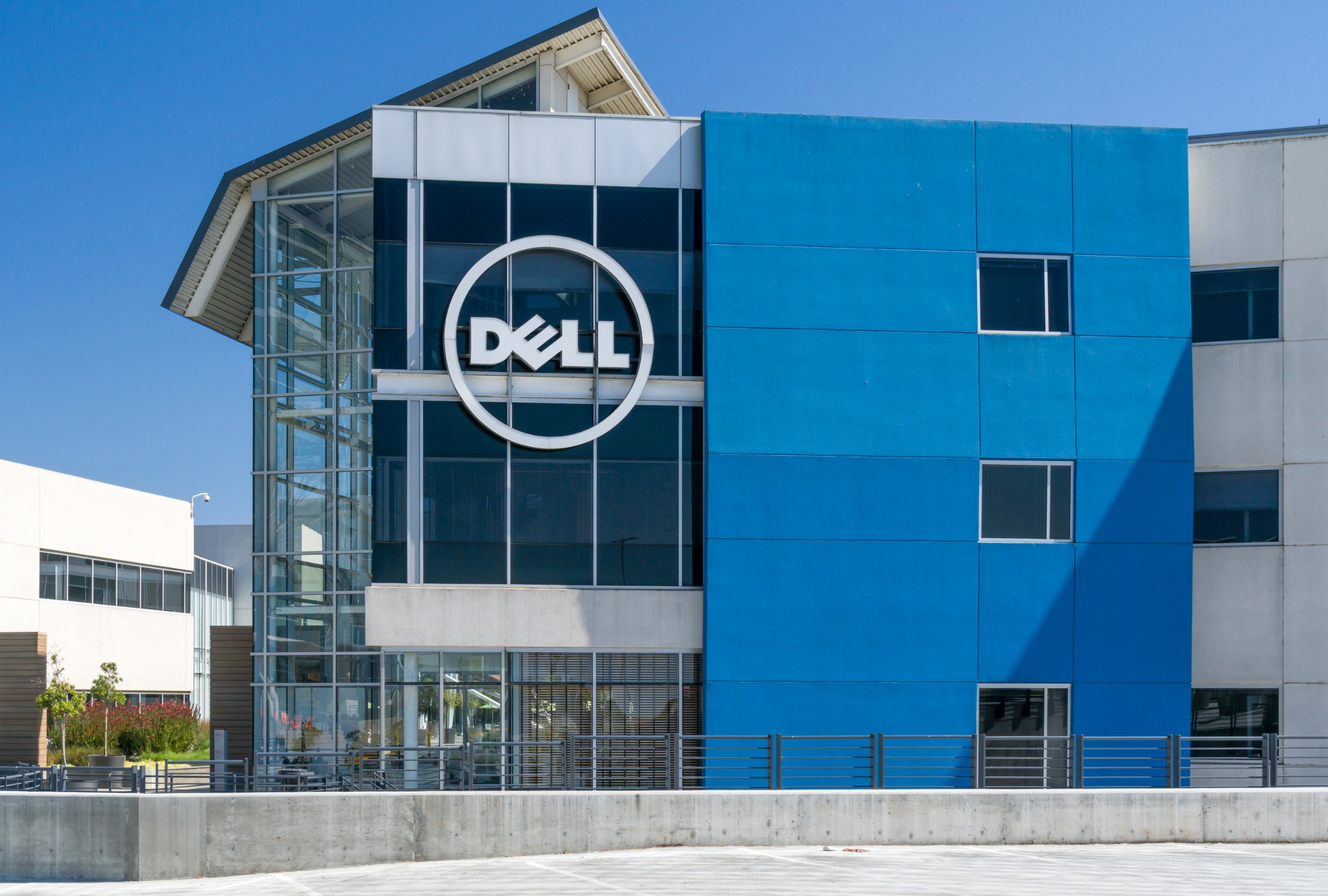 Stocks Active Today: Dell Technologies, SoundHound AI, New York Community Bankcorp