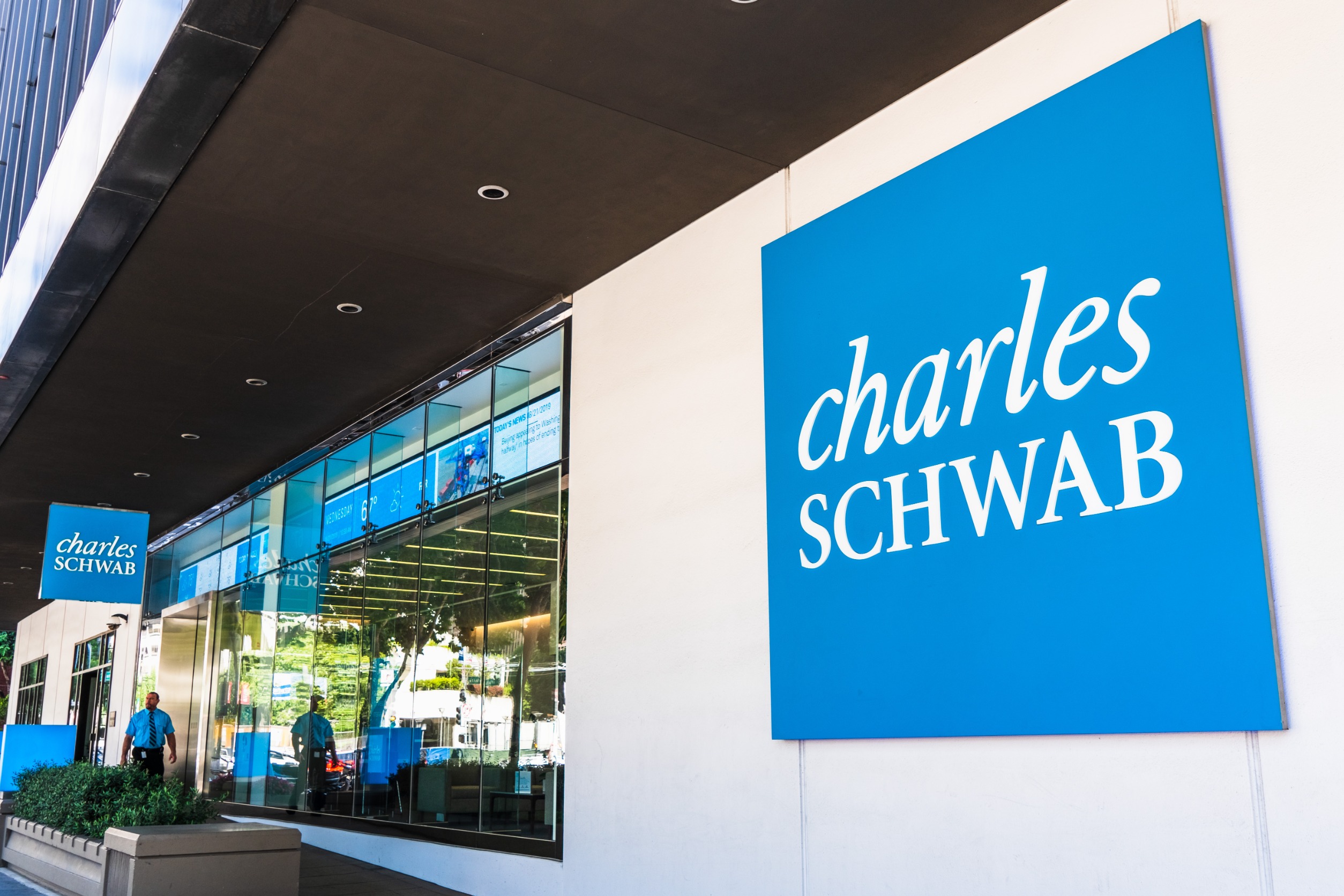 Charles Schwab Reports $0.74 EPS for Q1, Beat Expectations by $0.01