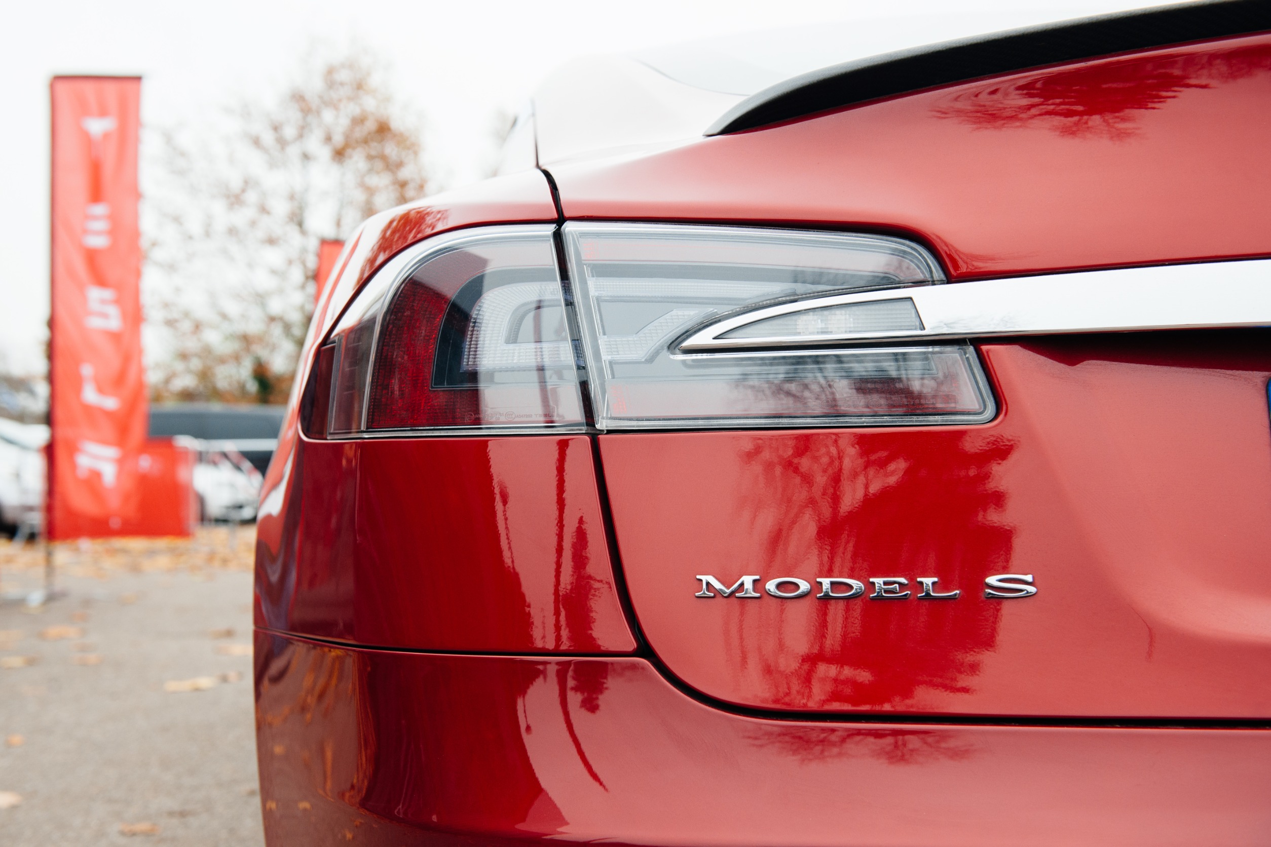 Tesla Stock Drops Over 3% Premarket Amid Price Cuts, Demand Woes