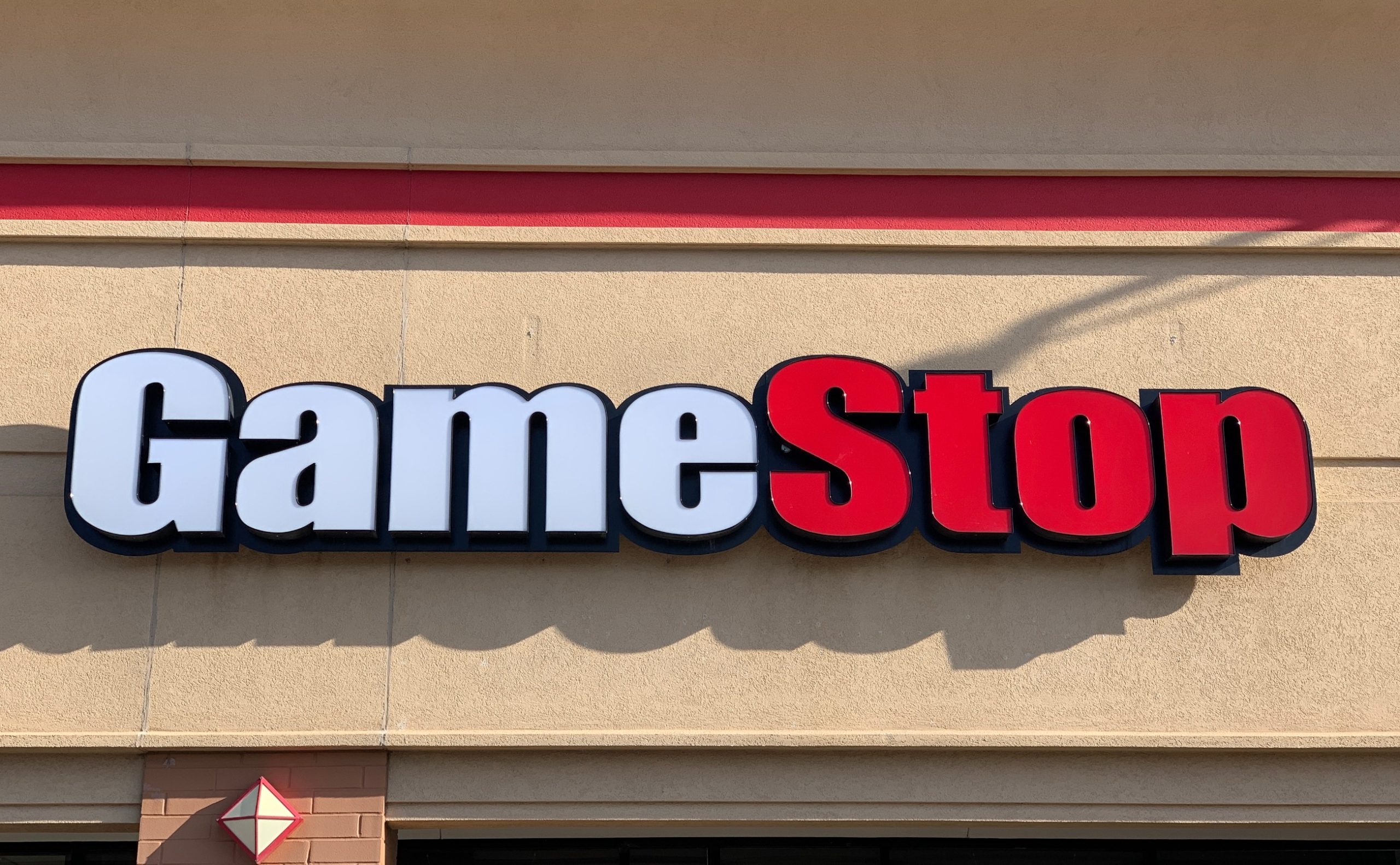 GameStop Reports Missed Q1 Results Early, Before Roaring Kitty's Livestream