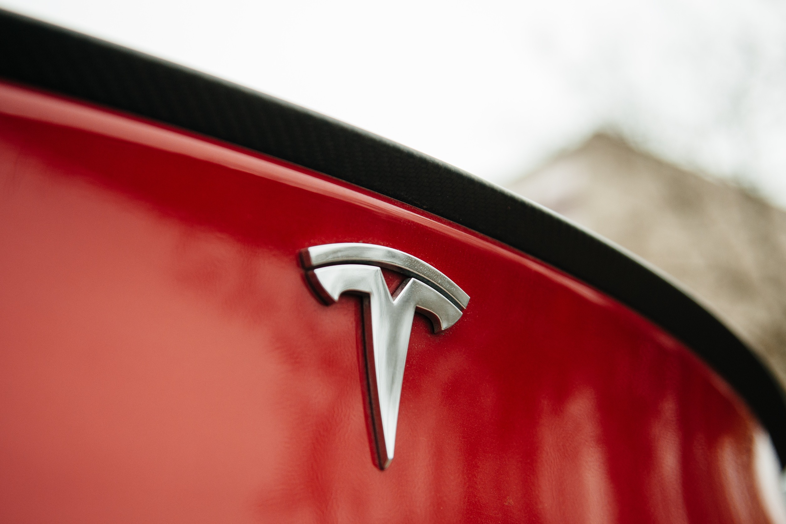 Stocks to Watch Today: Apple, Oracle, and Tesla