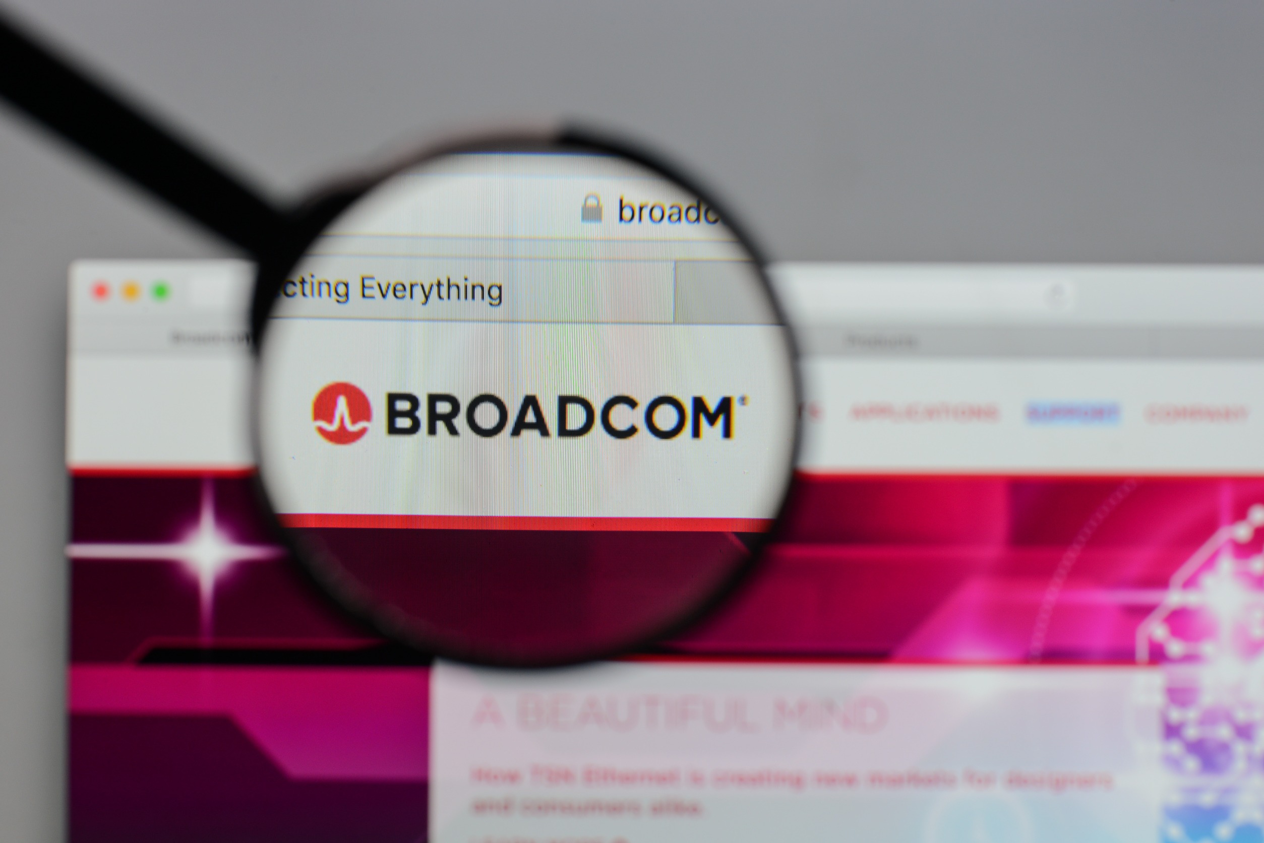 Will Broadcom's 10-for-1 Split Offer a Boost for the Stock?