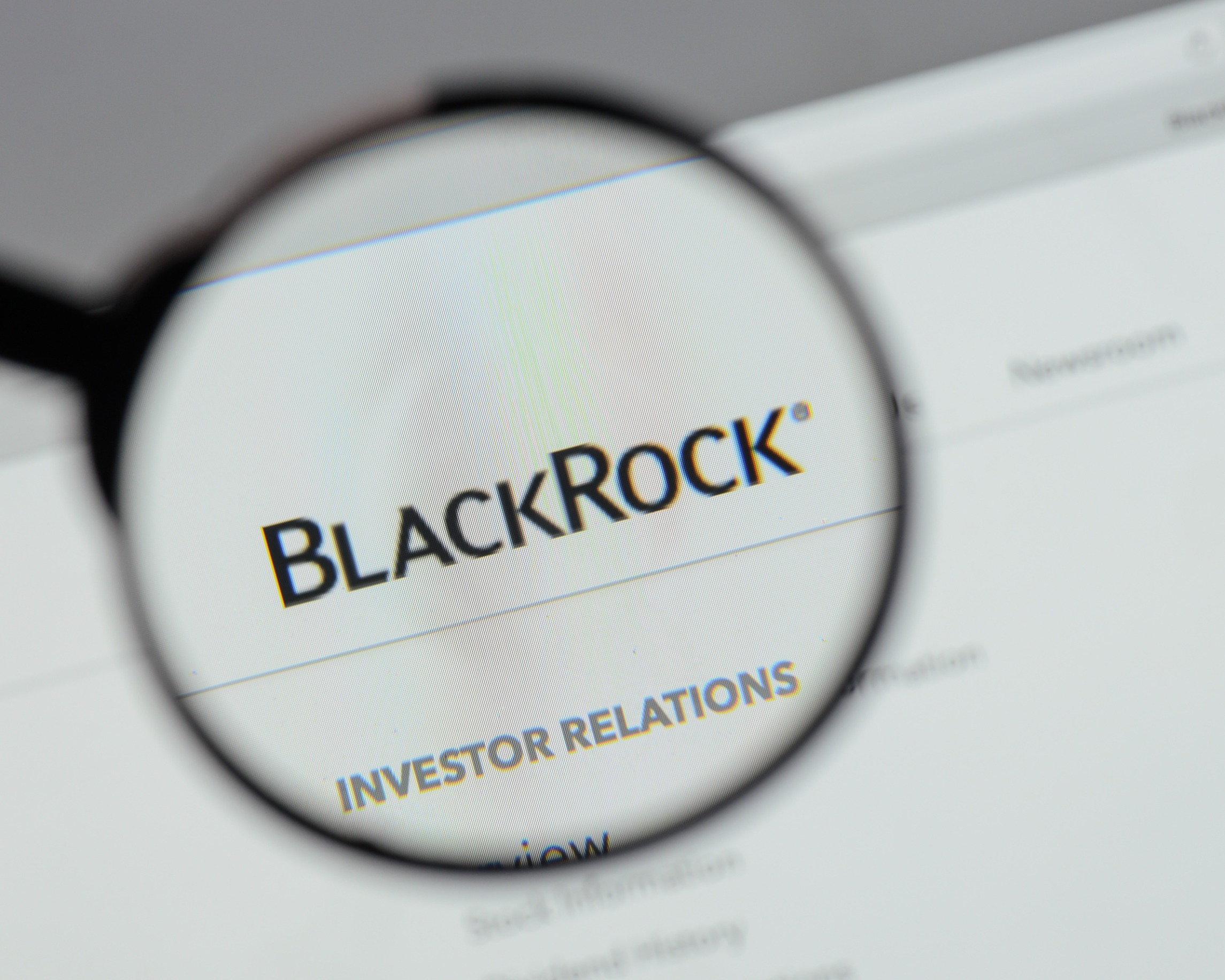 BlackRock's Strong Q2 2024 Performance: EPS at $9.99 and Revenue of $4.81 Billion