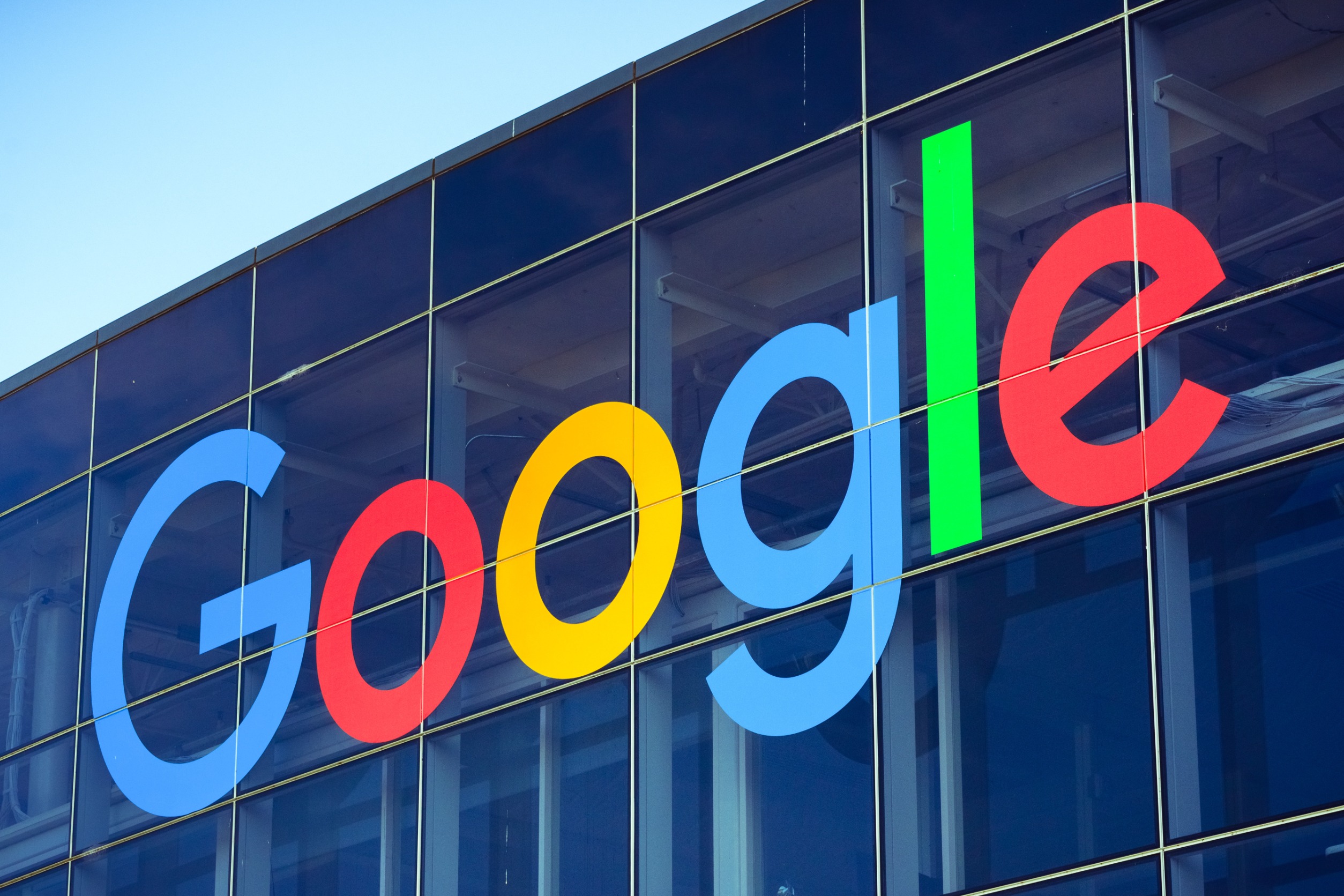 Stocks to Watch Today: Alphabet, Cardinal Health, and Kellanova
