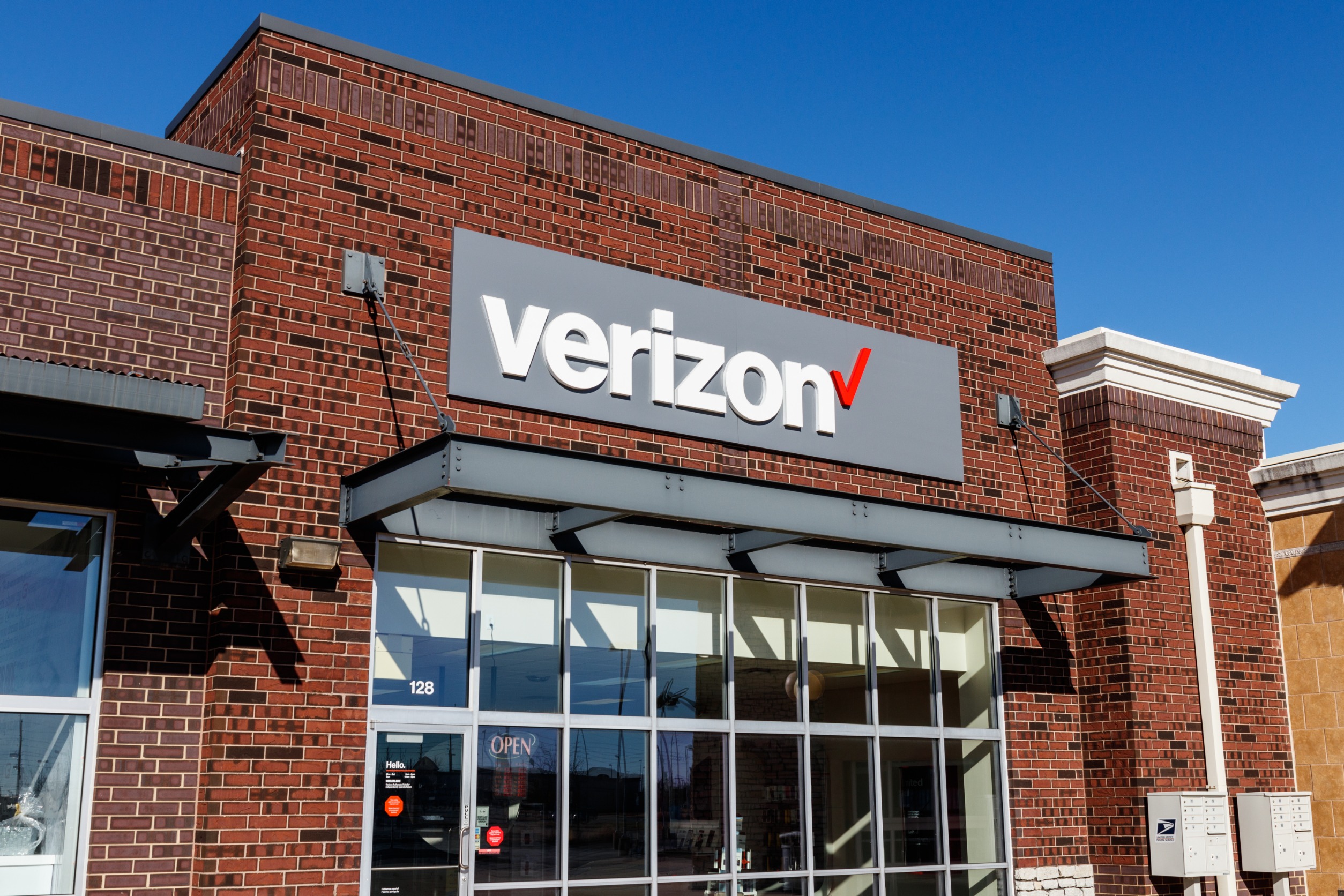 Top 3 Defensive Dividend Stocks in August 2024