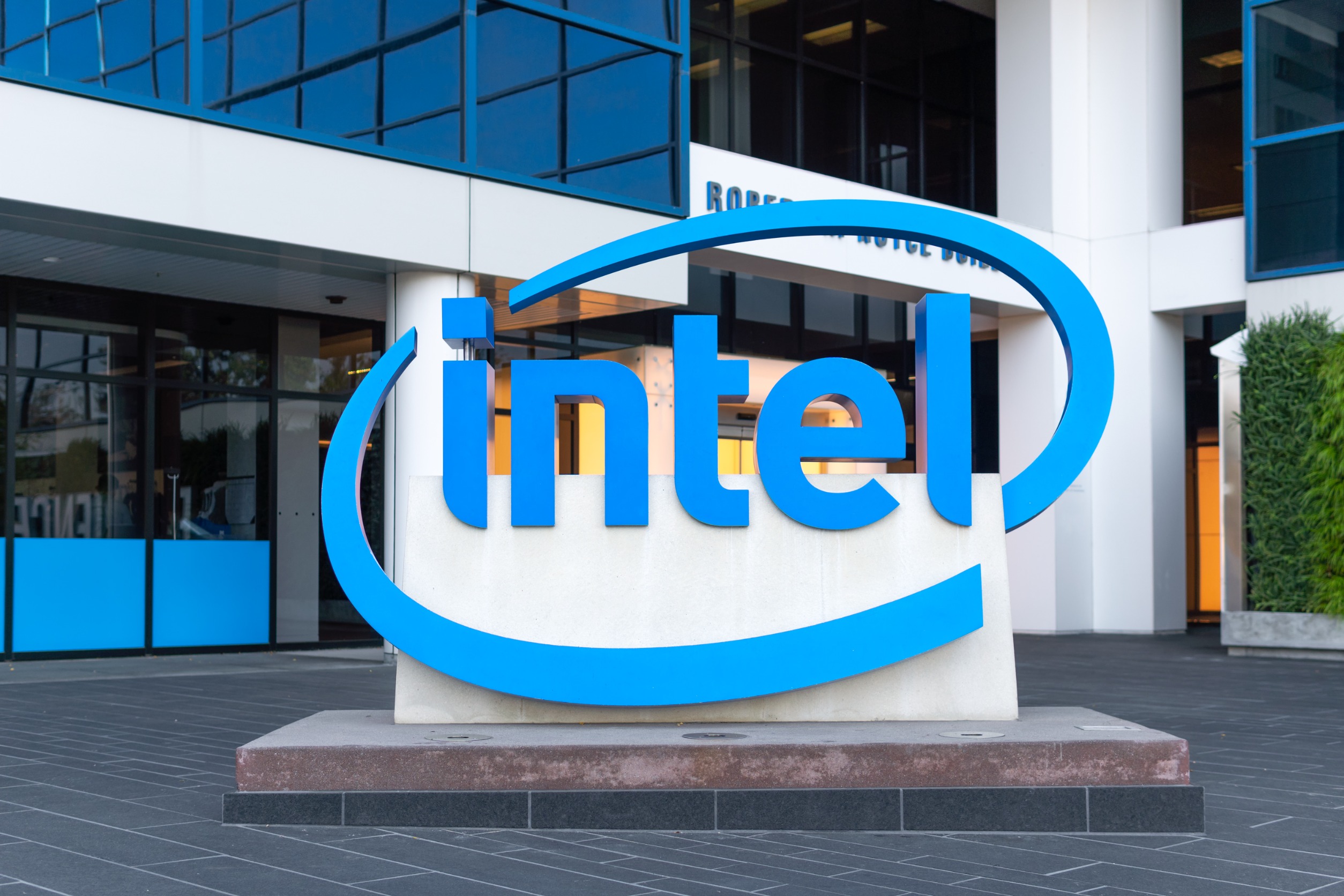 A Quick Postmortem of Intel's Quarterly Results