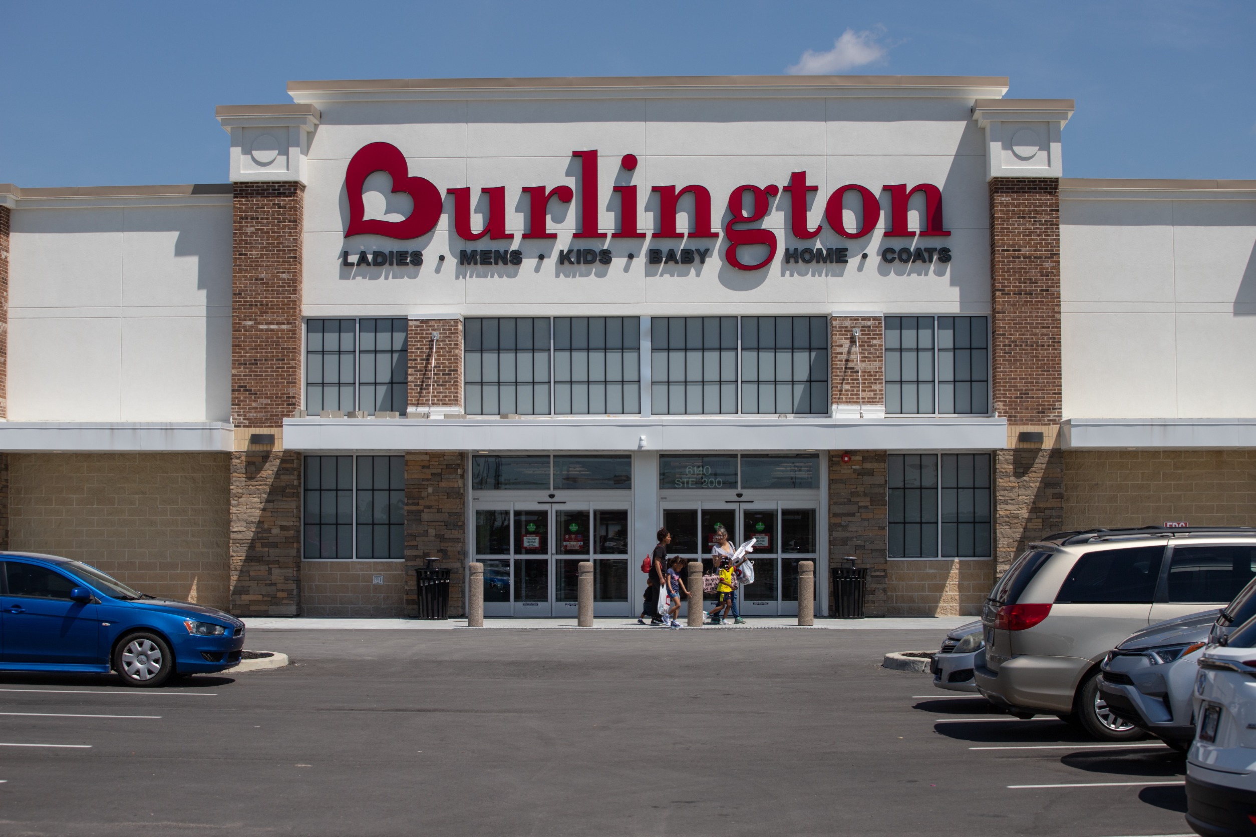 Burlington Stores Reports Underperformance in Third Quarter of FY'2024