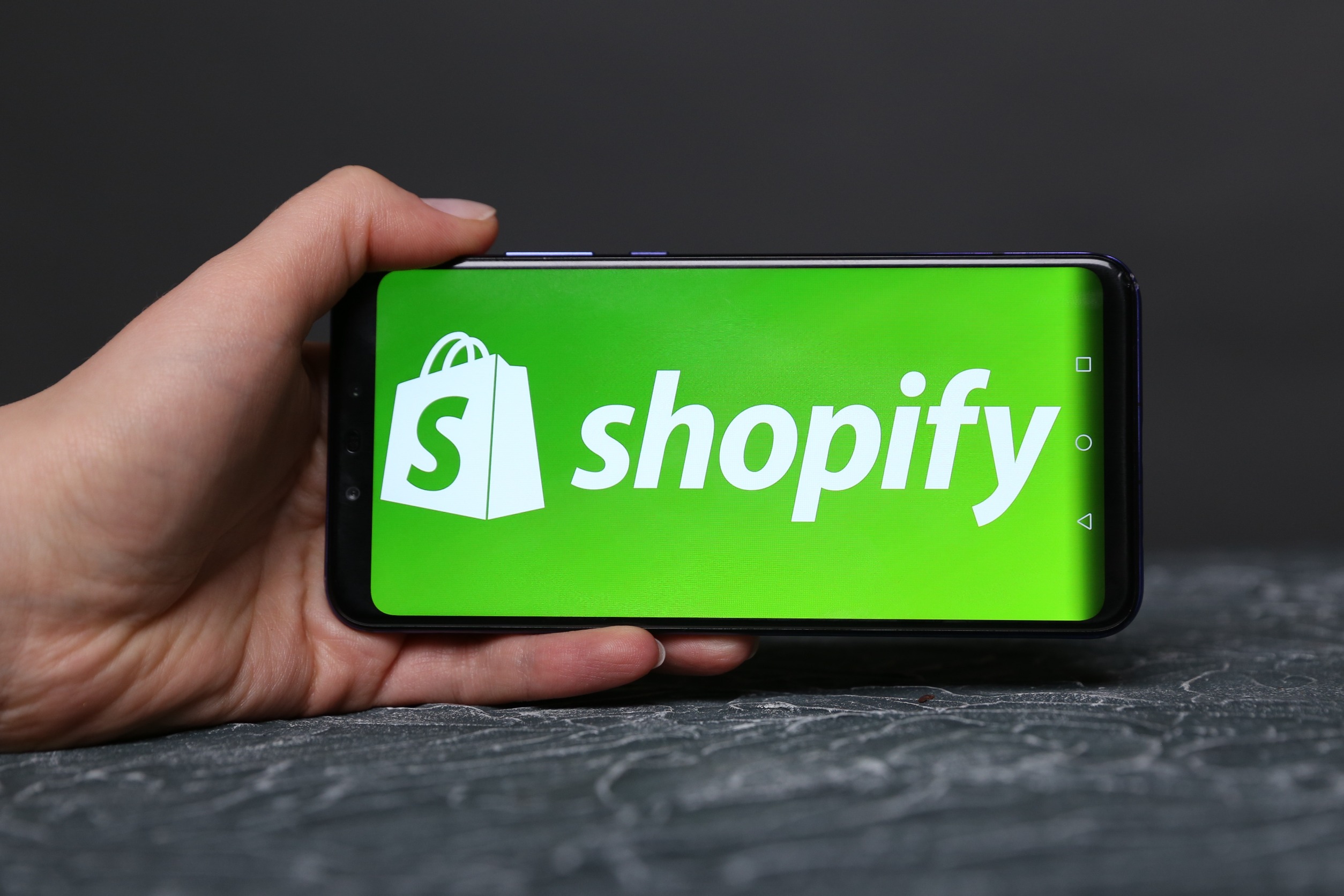 Shopify Inc. Reports 26% y/y Revenue Growth, Beating Expectations
