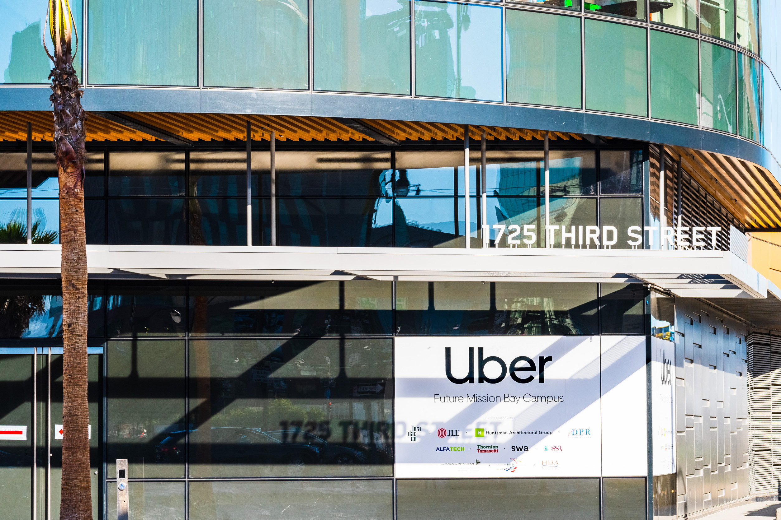 Uber Launches $1.5B Accelerated Buyback Amid 20% Revenue Surge