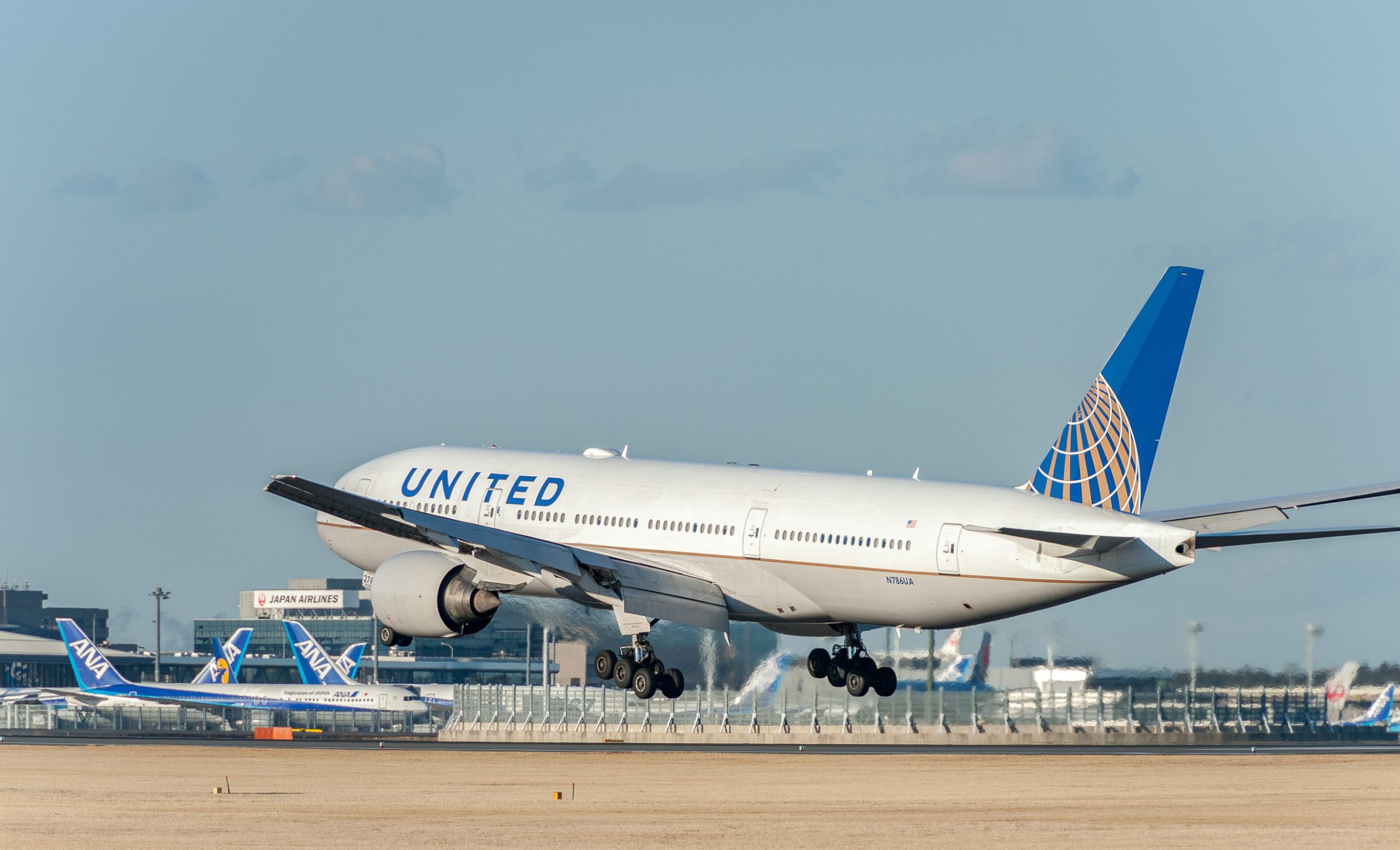 United Airlines Sees Profit Boost Amid Increasing Demand and Reduction in Domestic Seats