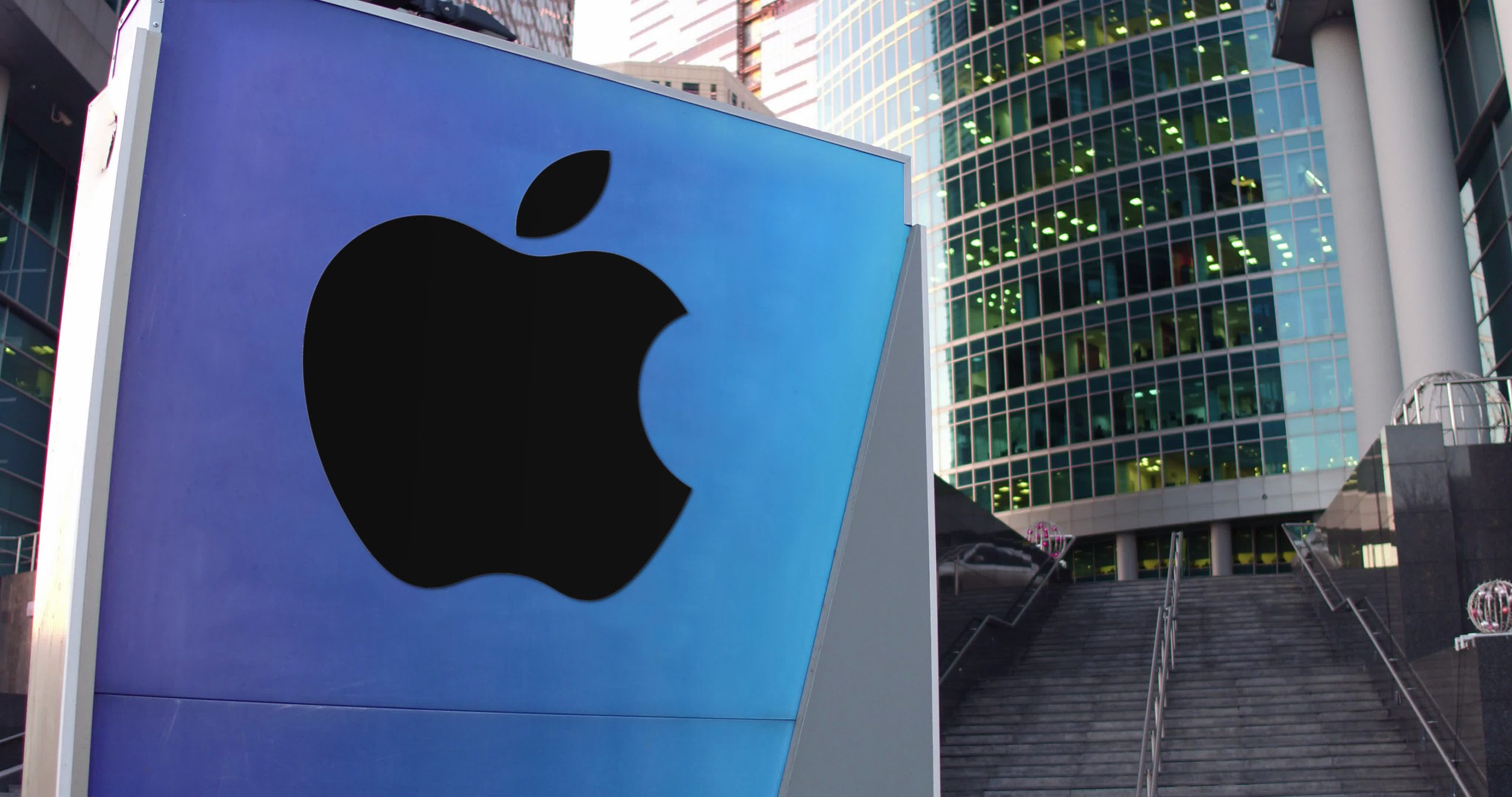 Apple Stock Gains as Services Drive Earnings, Calming iPhone Slowdown Fears