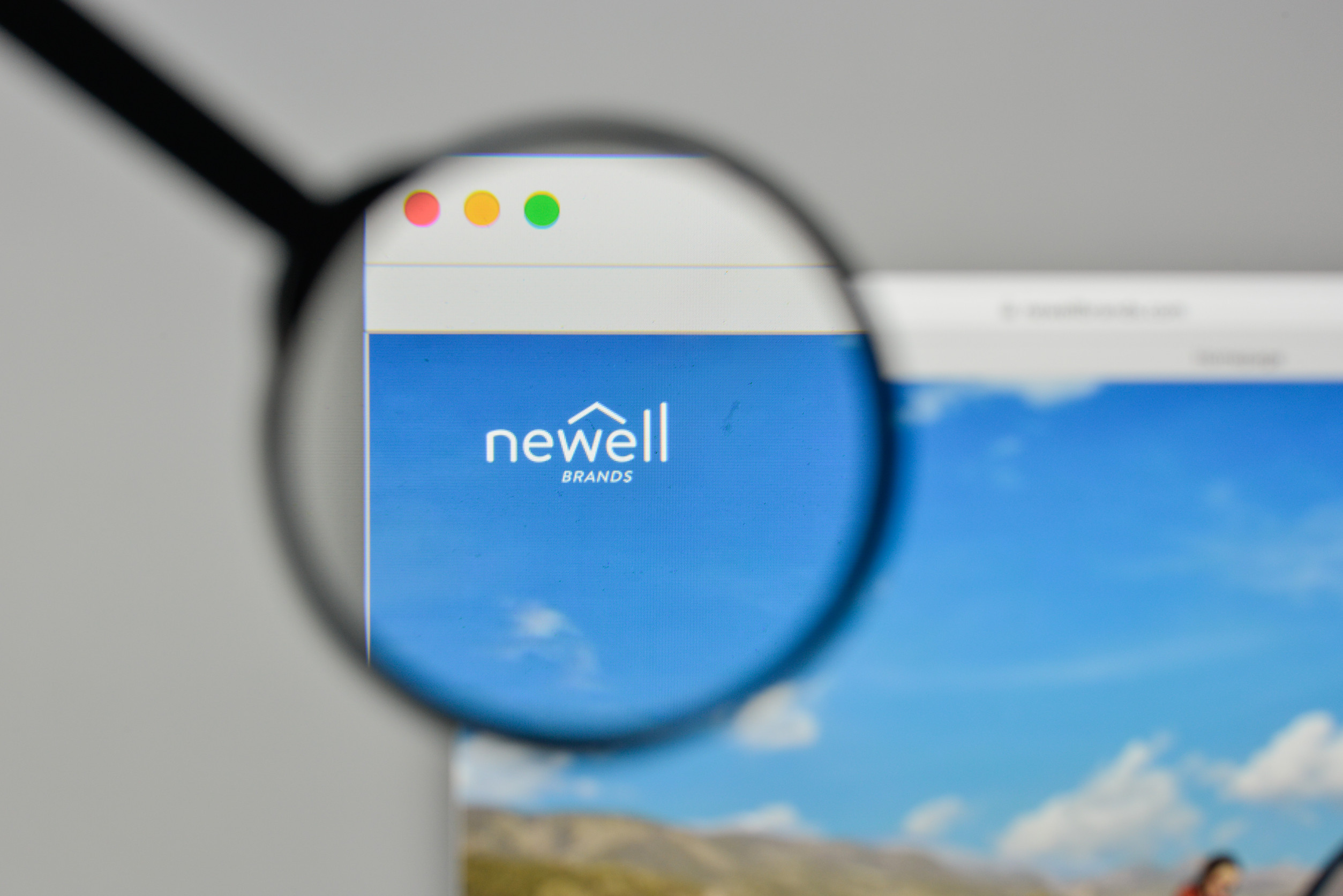 Newell Brands Exceeds EPS Expectations Despite Revenue Shortfall in Q4 2024
