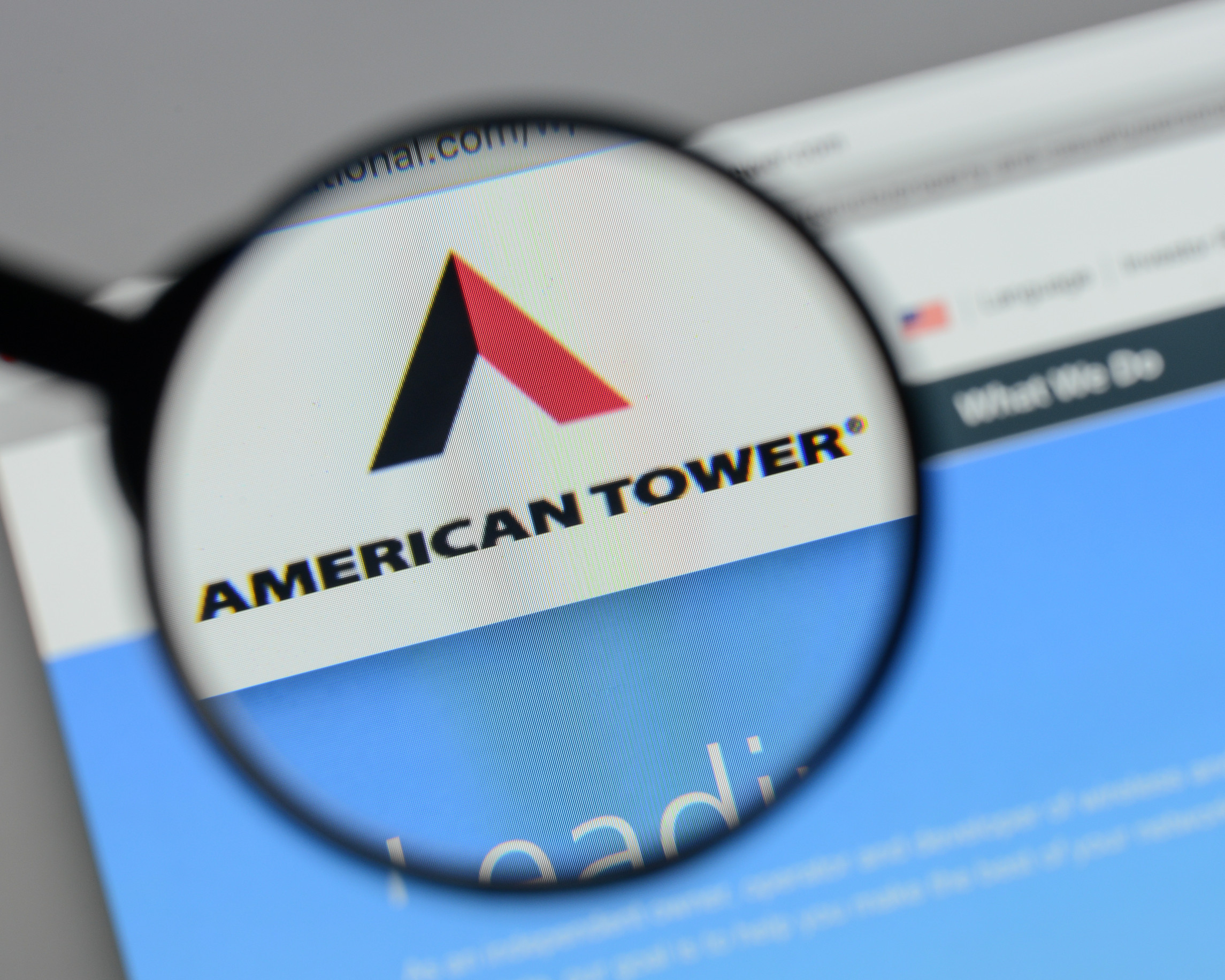 American Tower Beats Expectations with $2.55 Billion Revenue in Q4