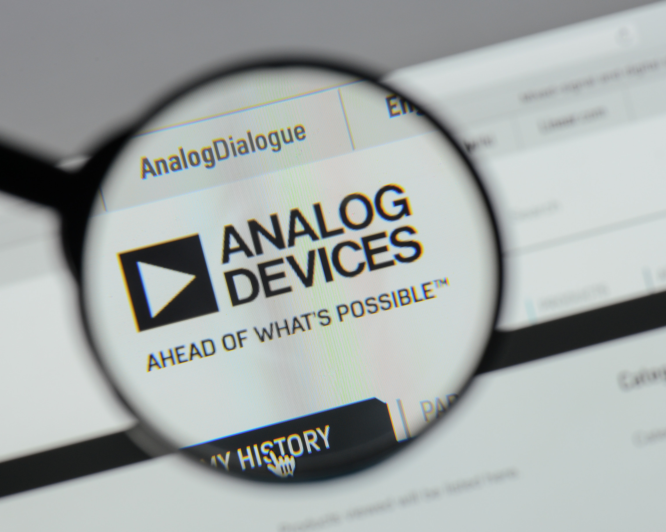 Analog Devices, Inc. (ADI) Surpasses Expectations with Adjusted EPS of $1.63 in Q1 2025