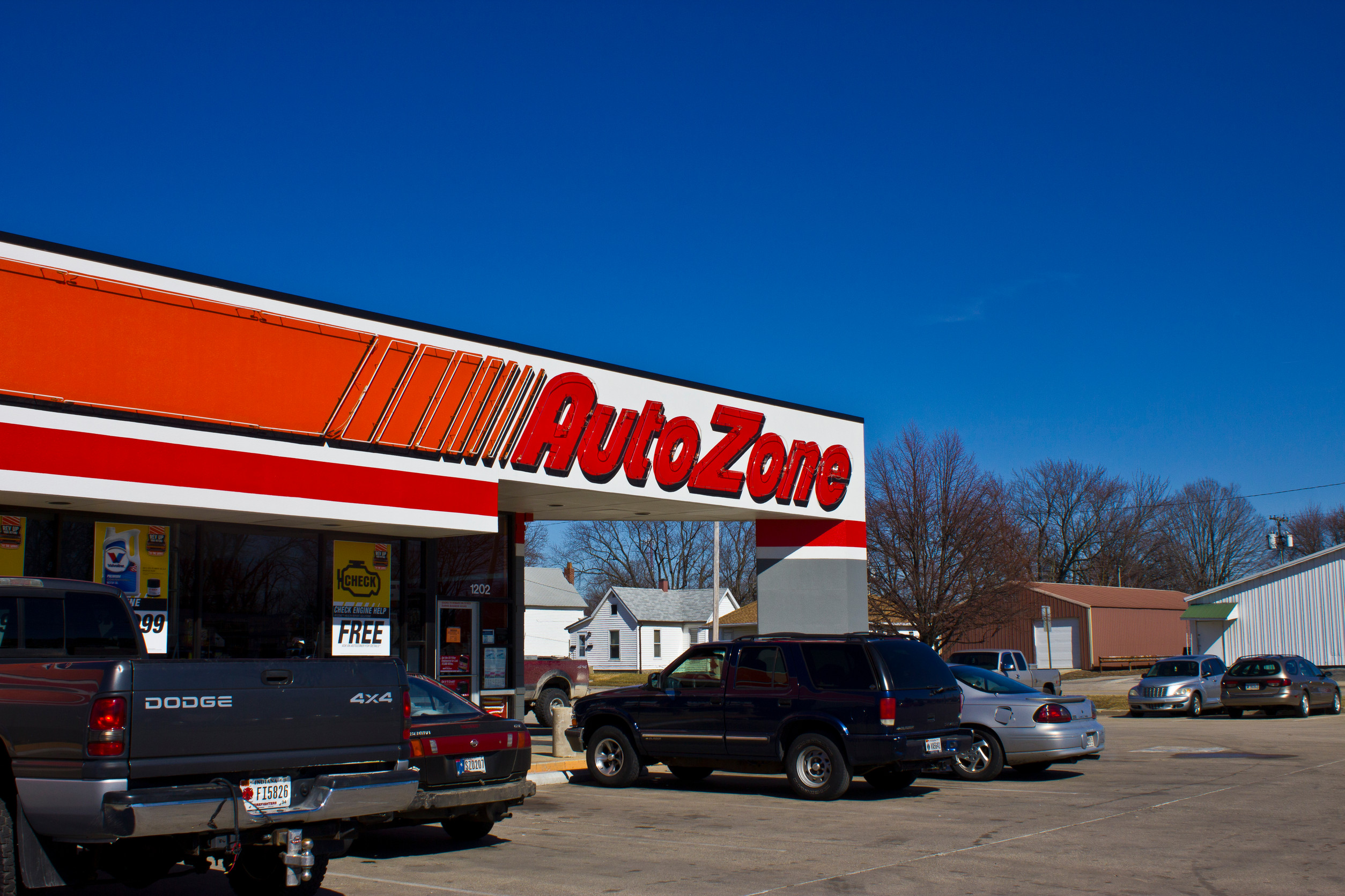 AutoZone, Inc. (NYSE: AZO) Reports 2.4% Net Sales Growth in Q2 FY'2025