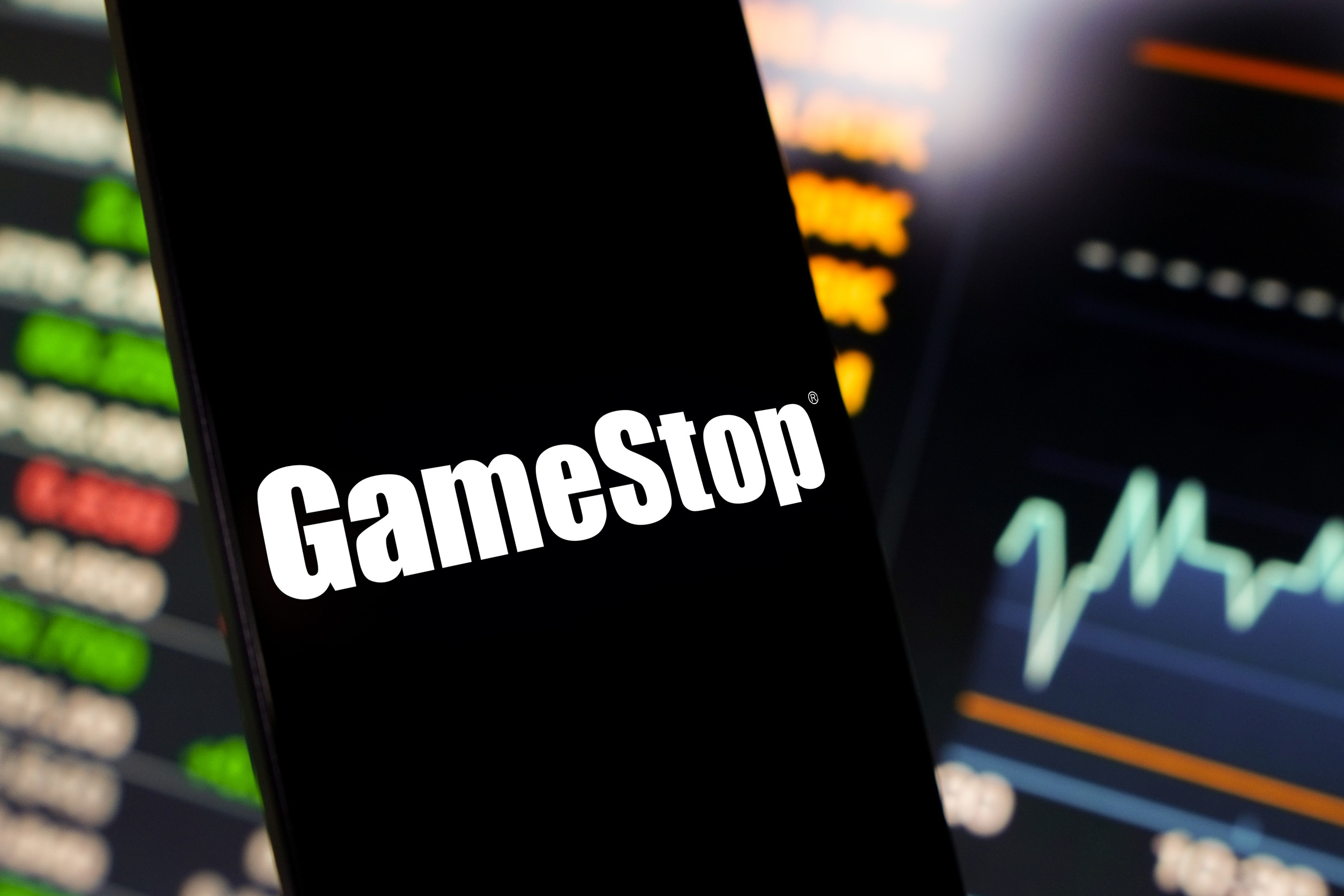GameStop CEO Boosts Stake to 8.4% with $10M Share Purchase
