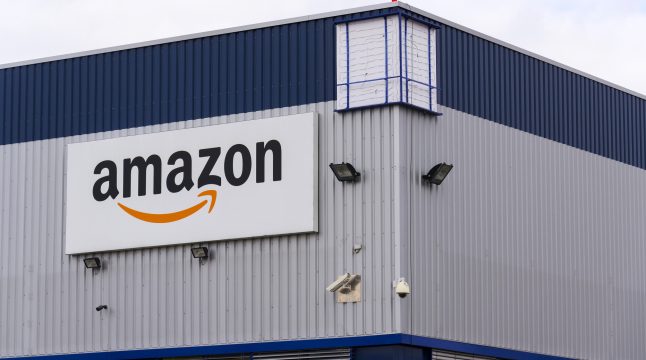 Amazon&#8217;s Stock Rises as Trump Talks Down China Tariffs