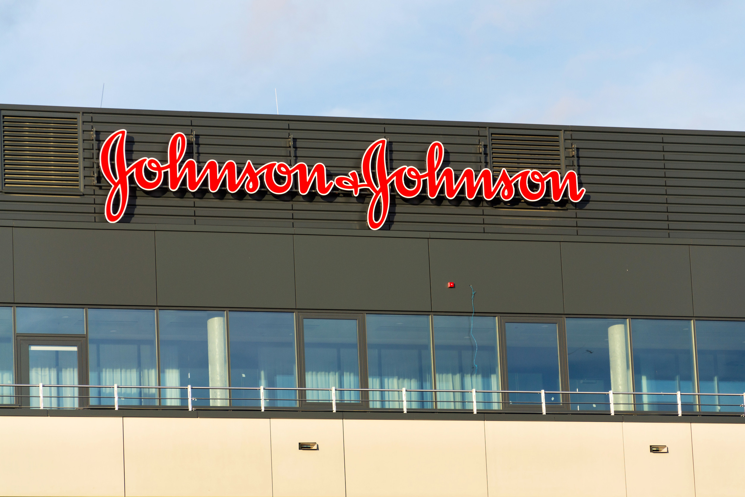 J&J Stock Dips After $10 Billion Settlement Dismissed by Judge