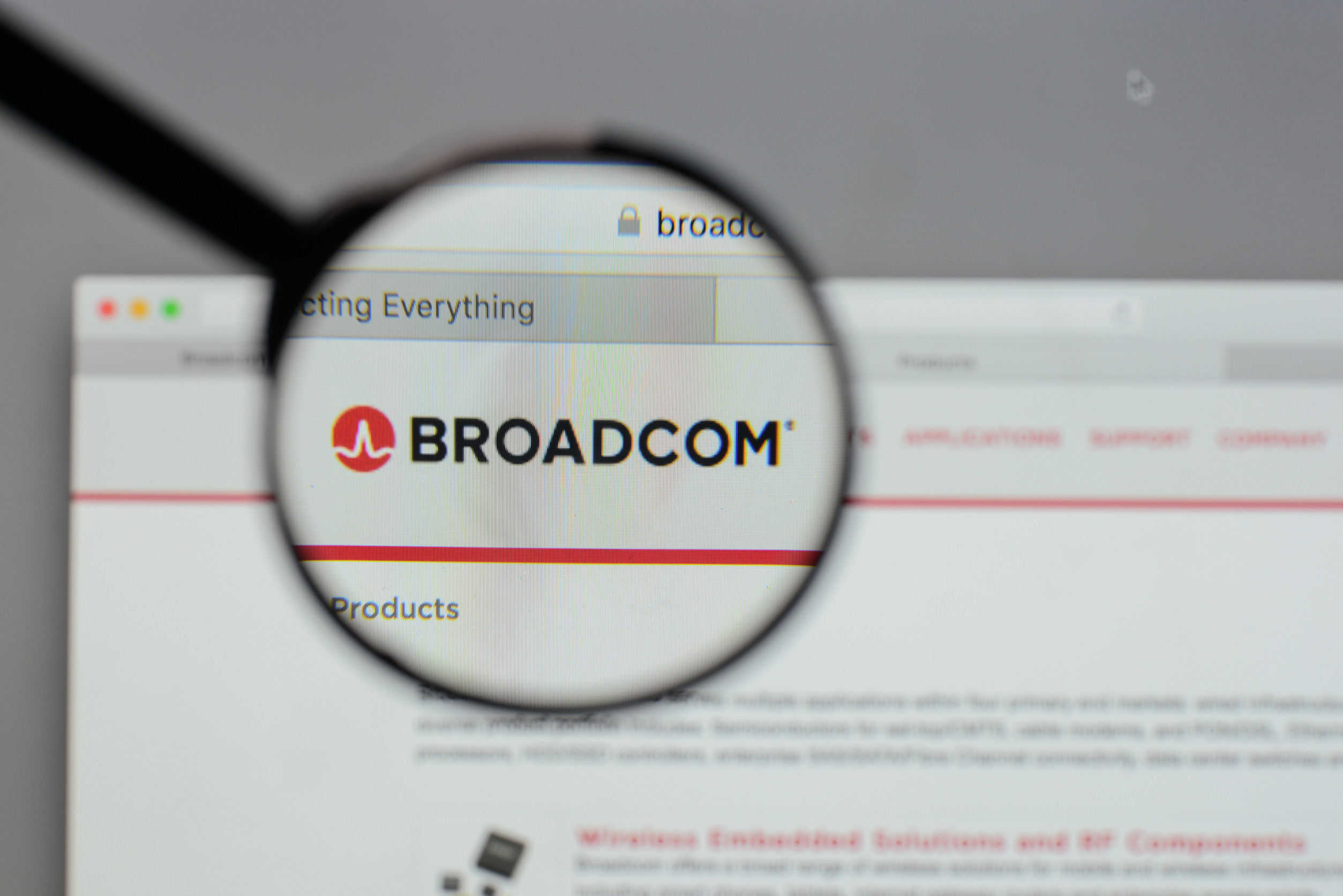 Broadcom's Ambitious $10 Billion Buyback Plan Sparks Market Interest