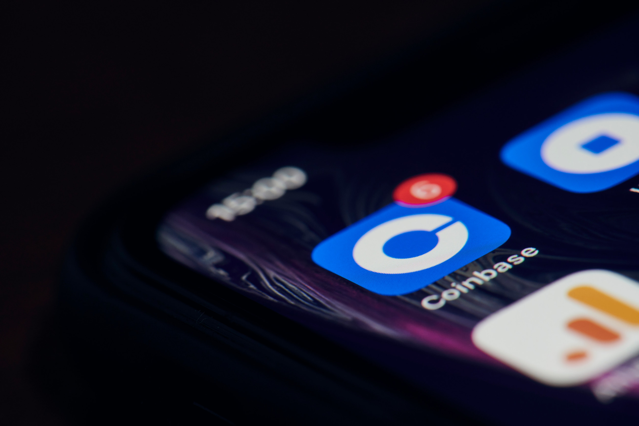 Coinbase's Stock Rebounds After Hack and SEC Investigation News