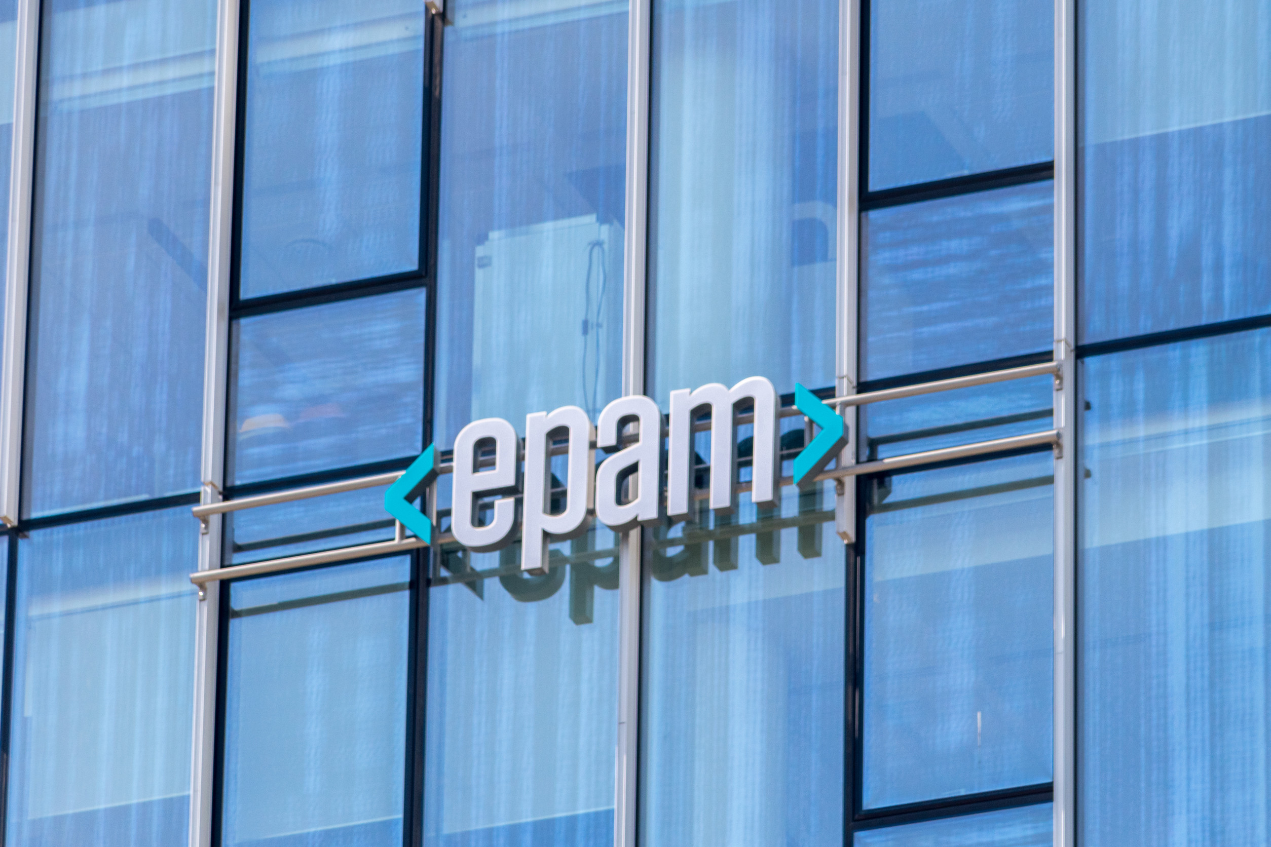 EPAM Systems Reports Strong Q1 Results, Adjusts Full-Year Guidance