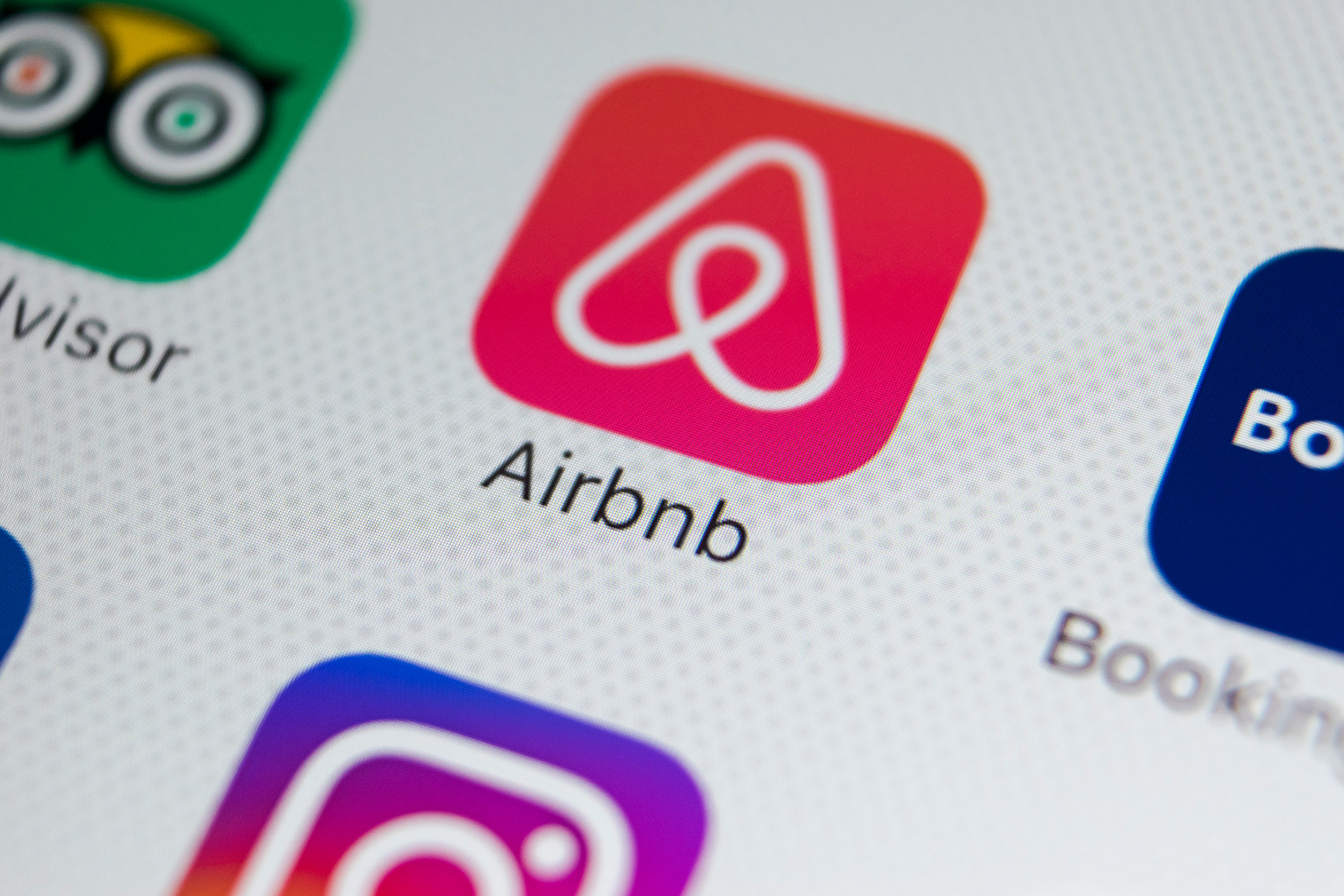Airbnb Stock Slides Amid Government Crackdown in Spain, Protests