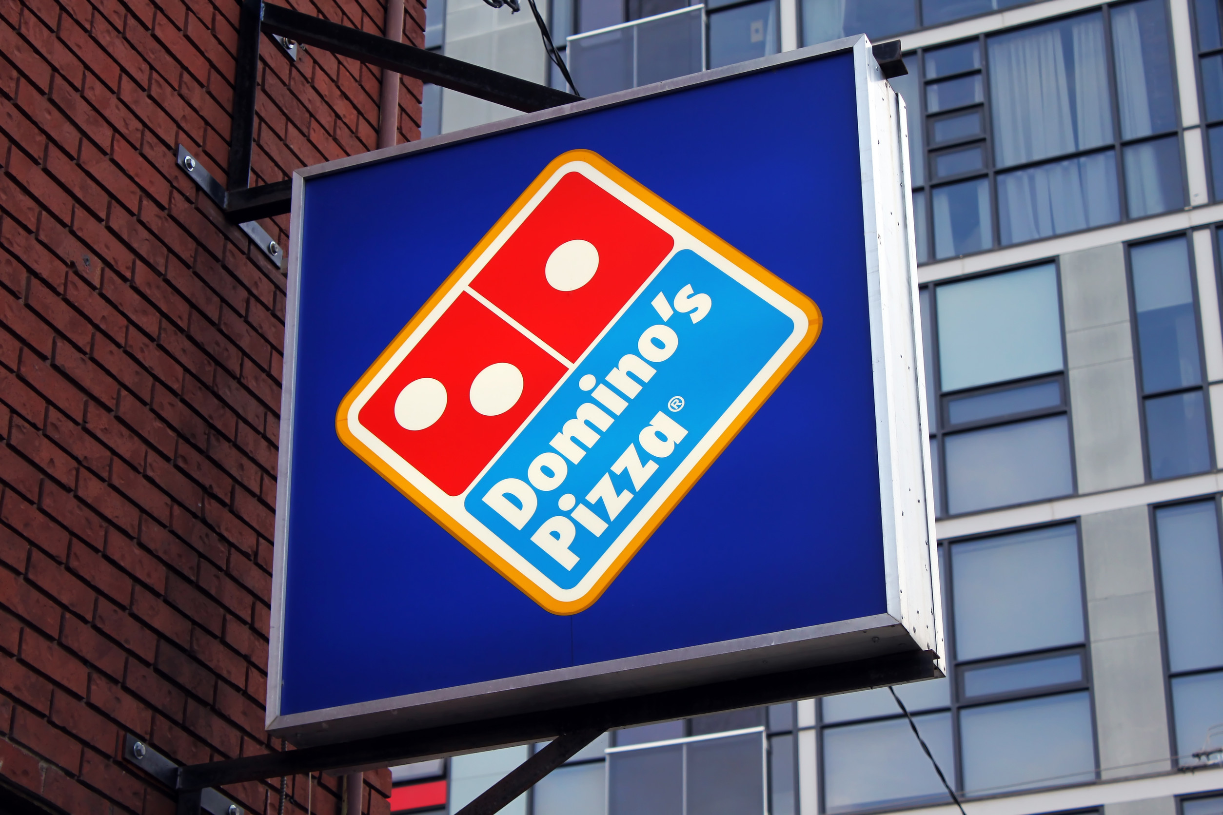 Domino's Pizza (DPZ) Reports Q2 Results with $3.81 EPS, Below Expectations