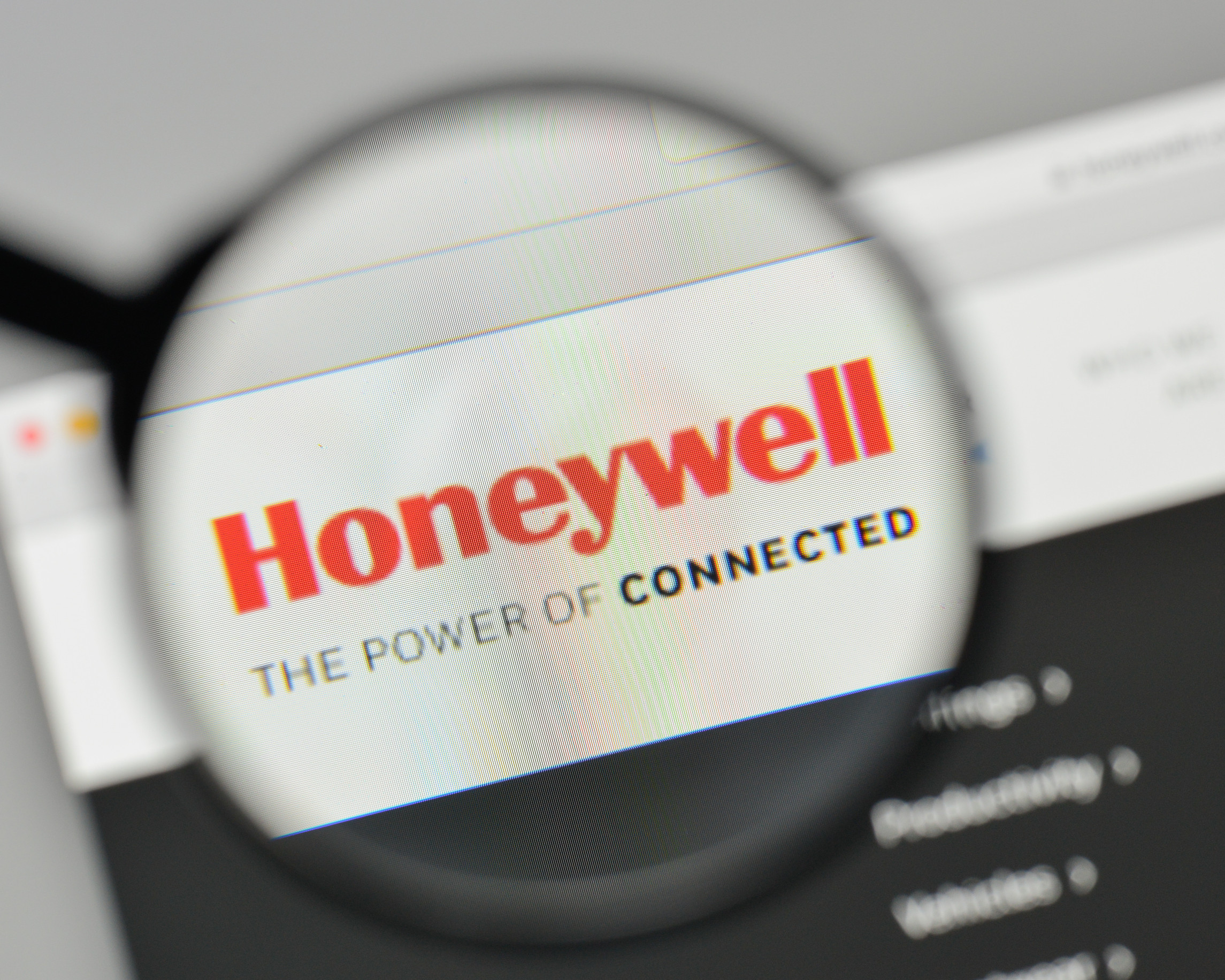 Honeywell (HON) Outperforms Q2 Expectations, Updates Guidance
